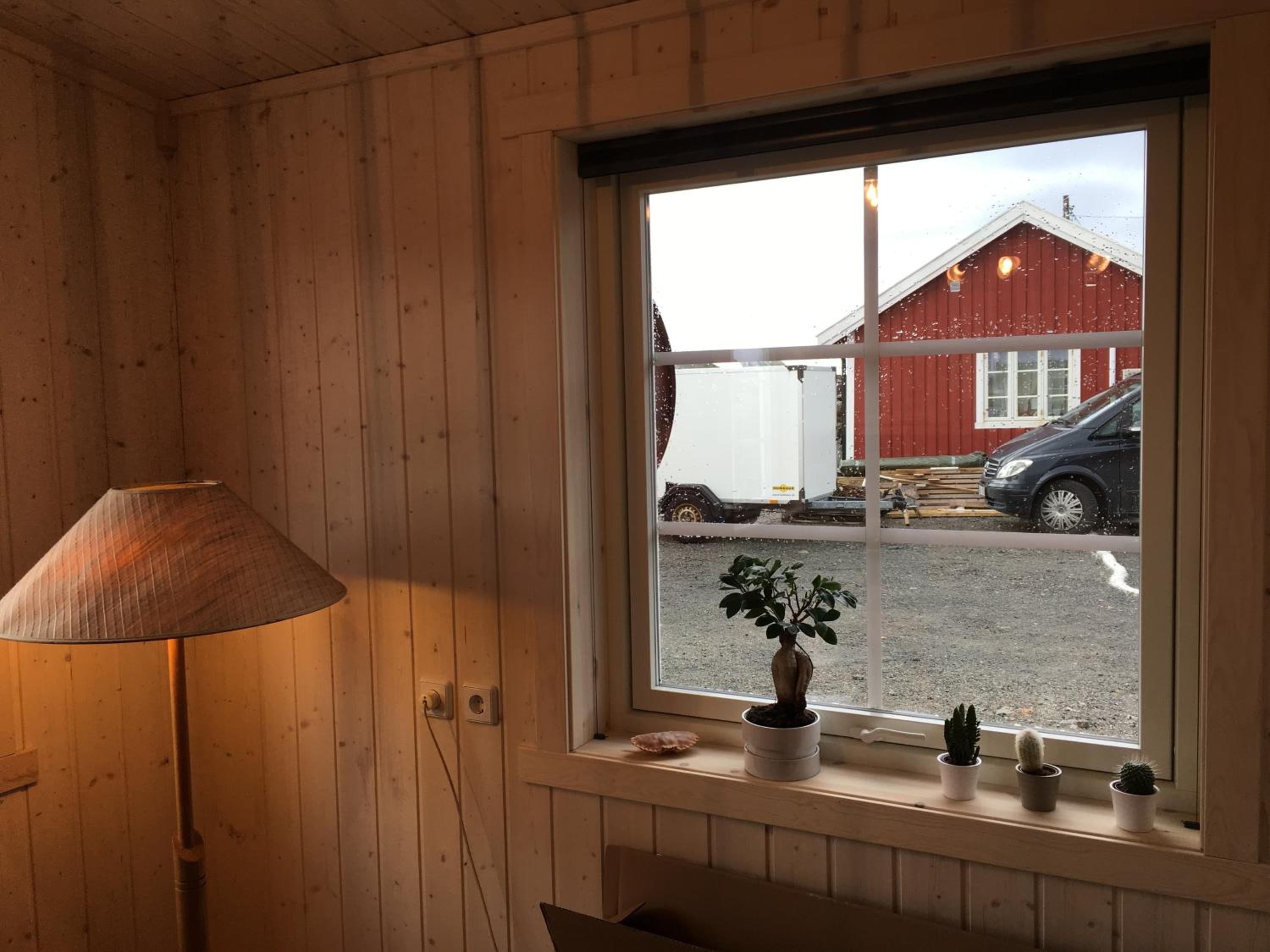 One-Bedroom House - Photo 17