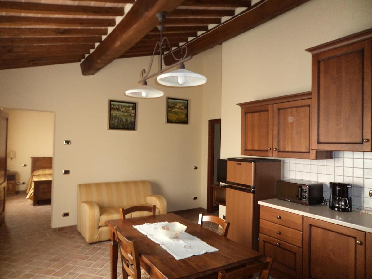 Small Two-Bedroom Apartment (4 Adults)