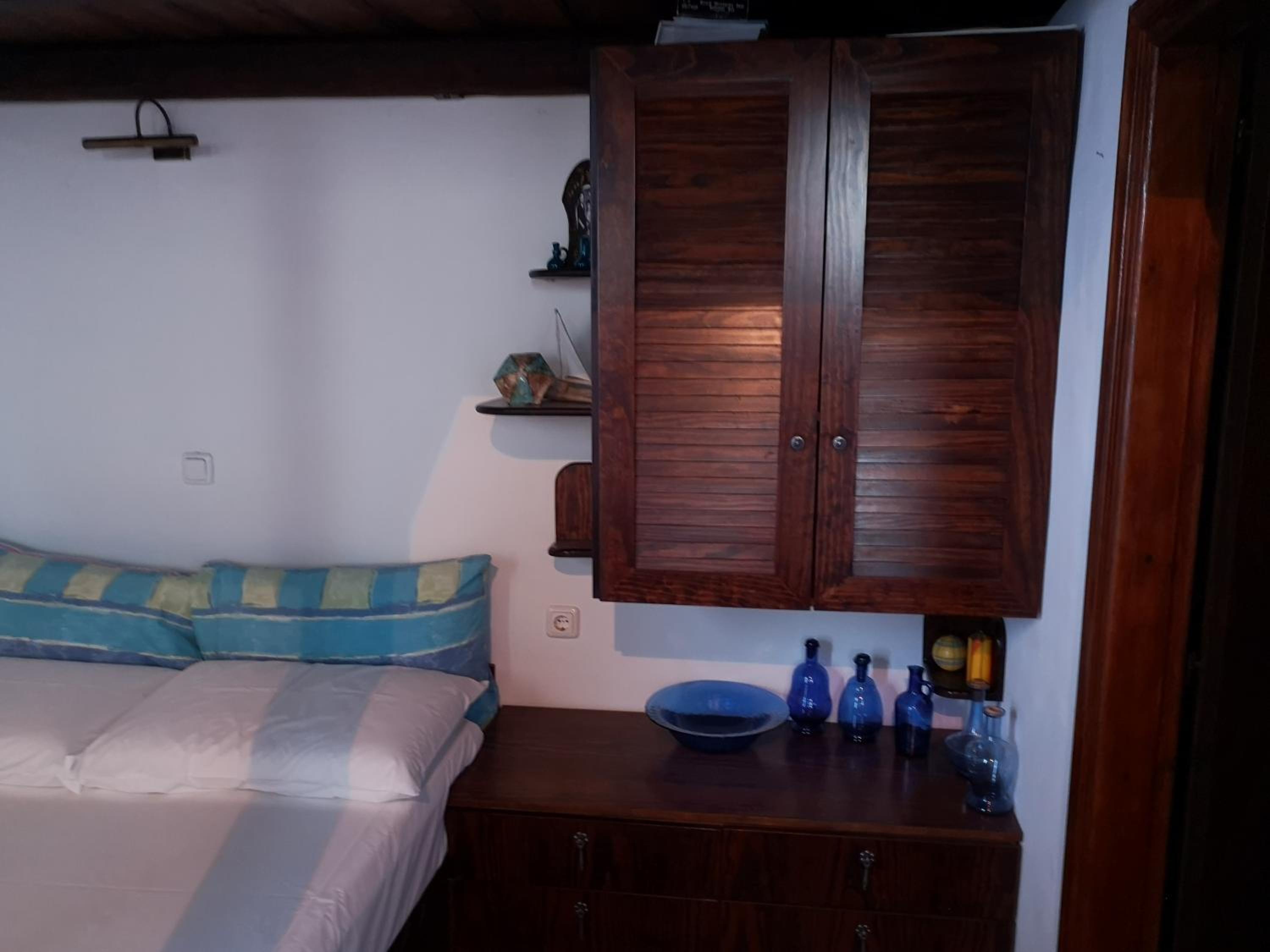 One-Bedroom Apartment - Photo 7