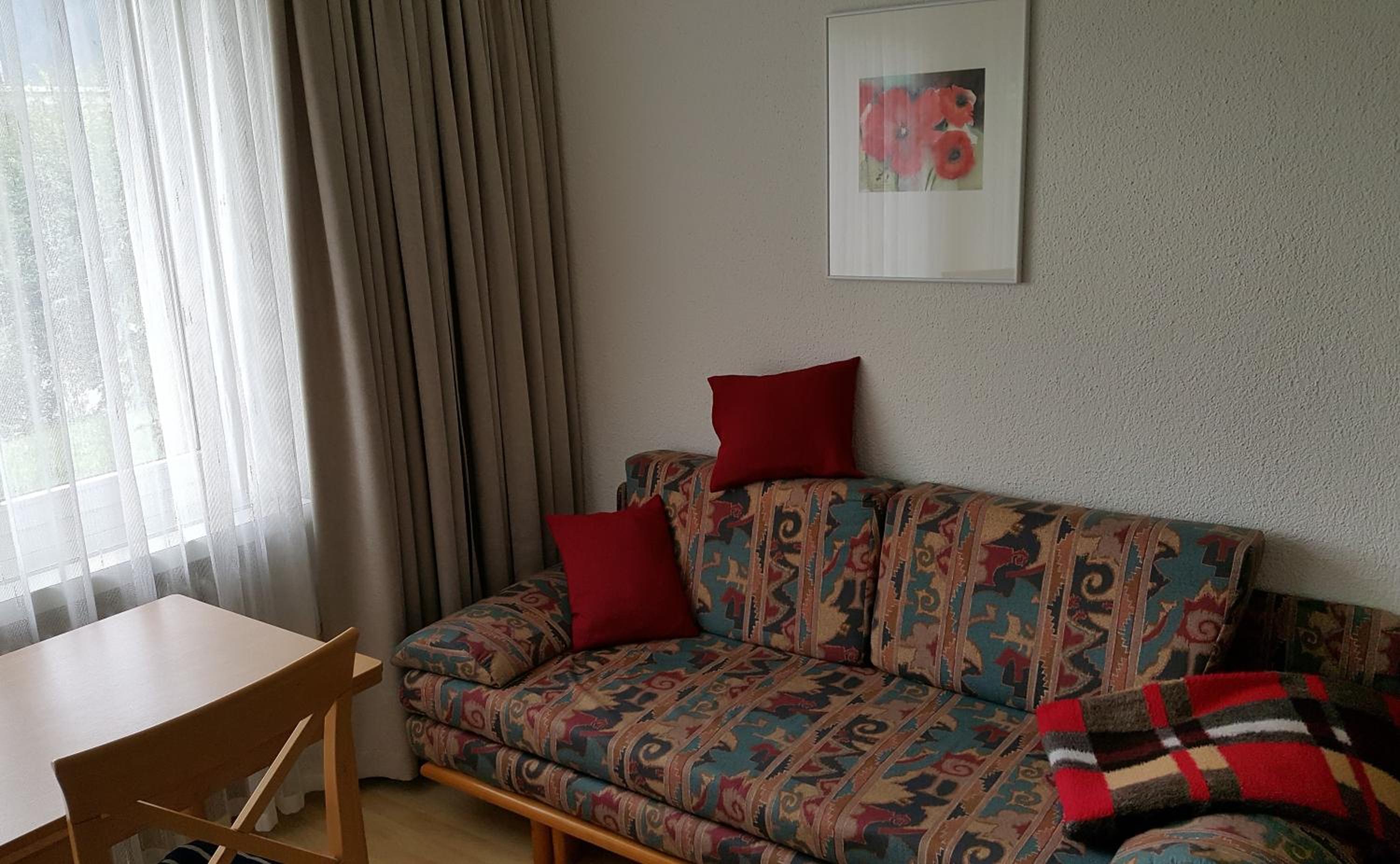One-Bedroom Apartment - Photo 5