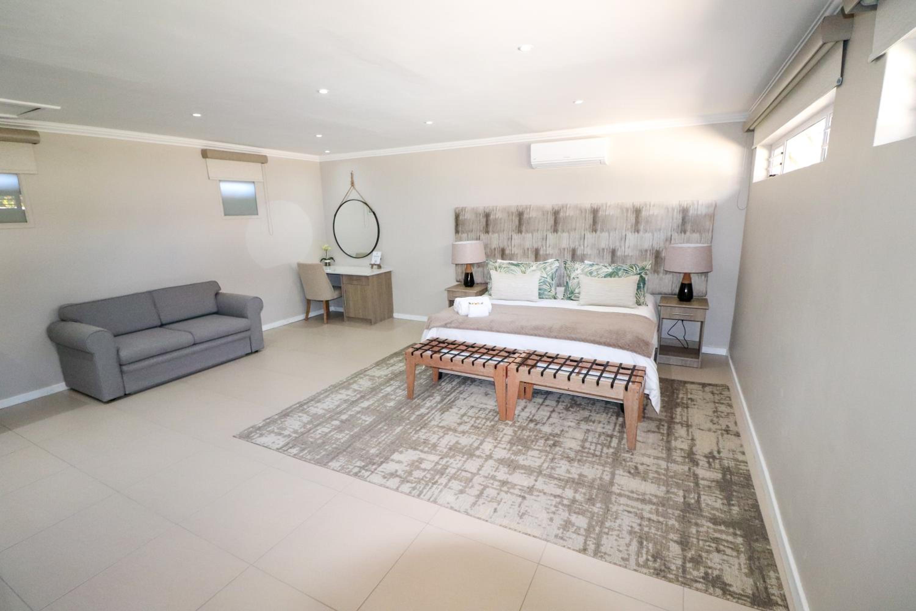 Deluxe Family Suite
