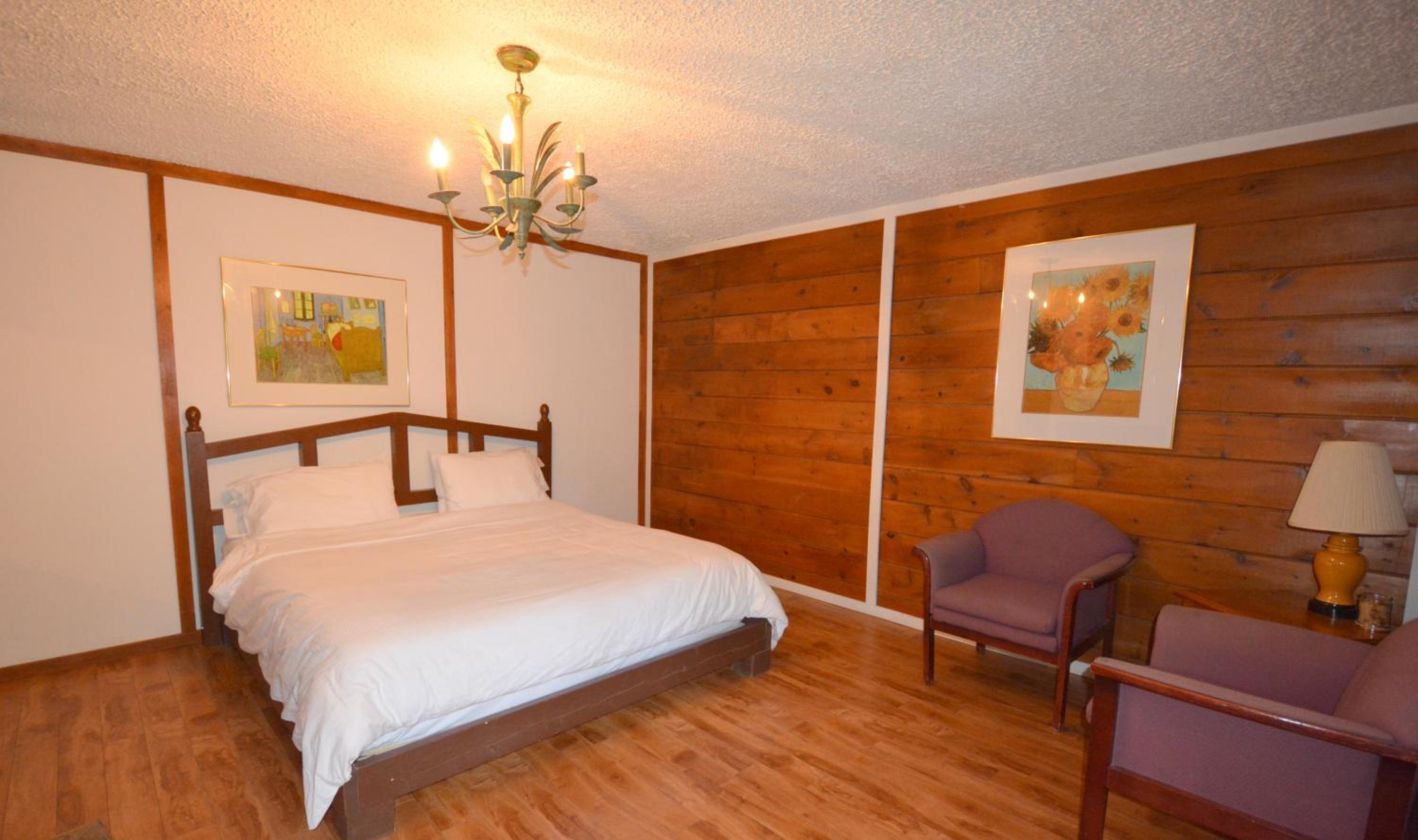 Deluxe Queen Room - Photo 2