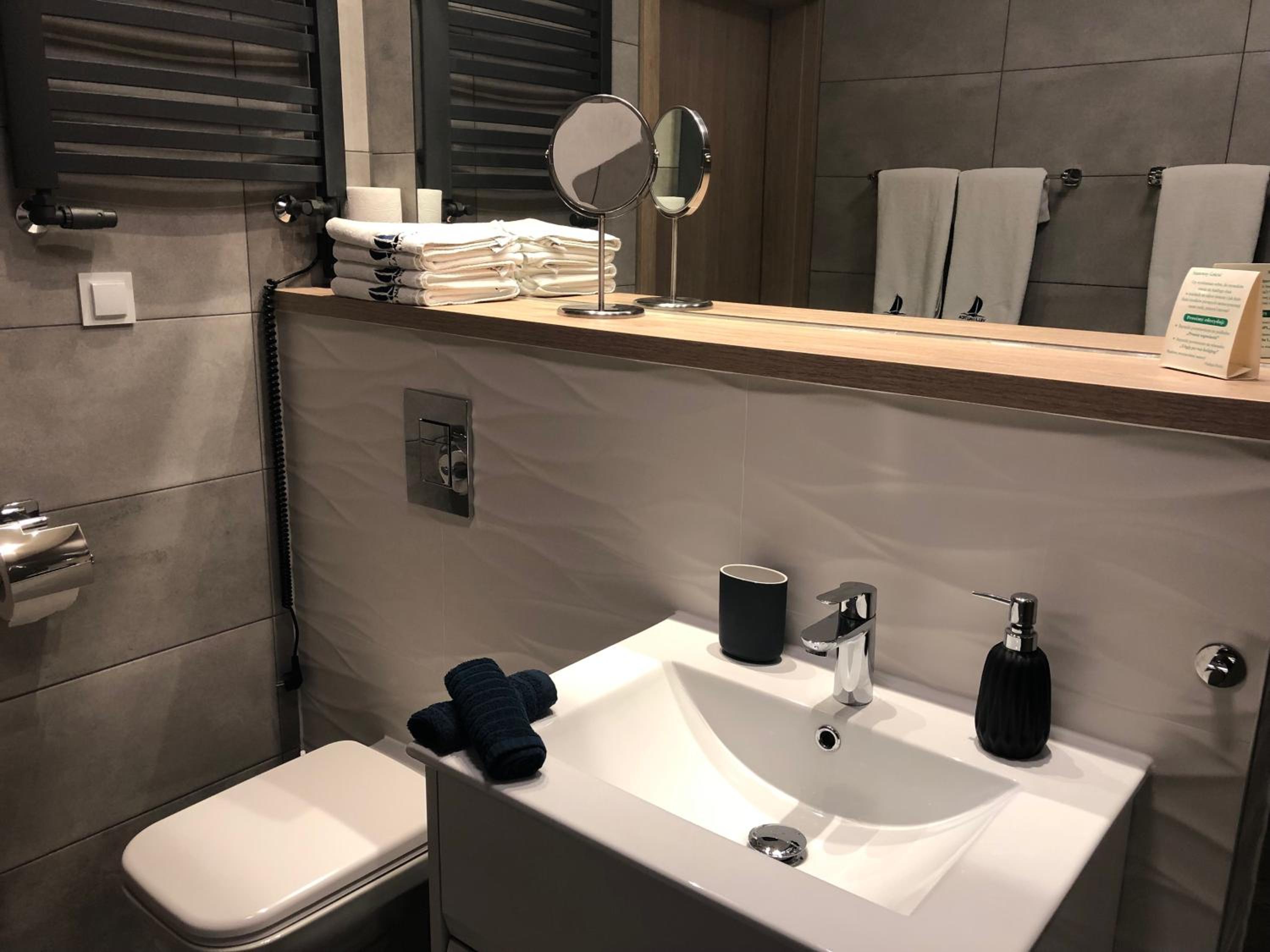 Suite with Terrace - Photo 6