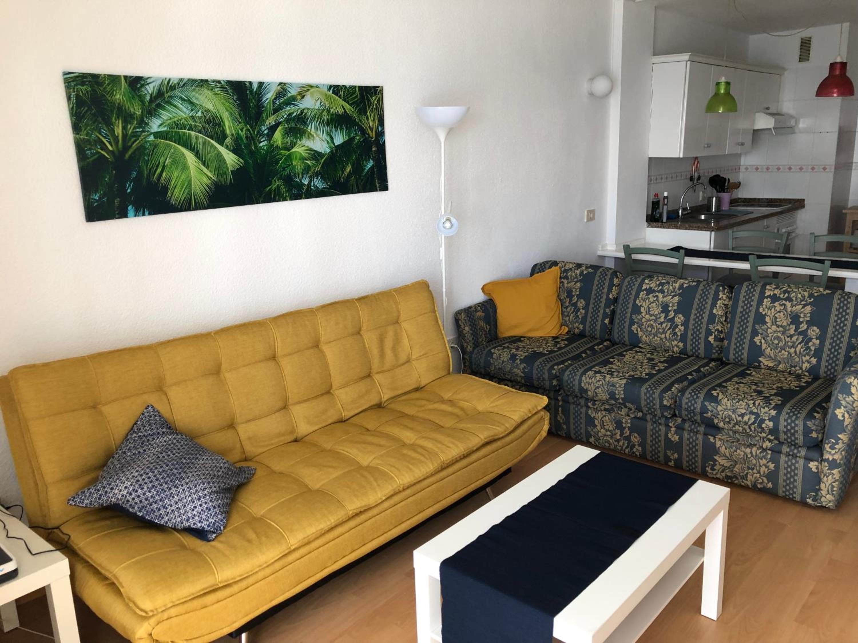 One-Bedroom Apartment photo 2