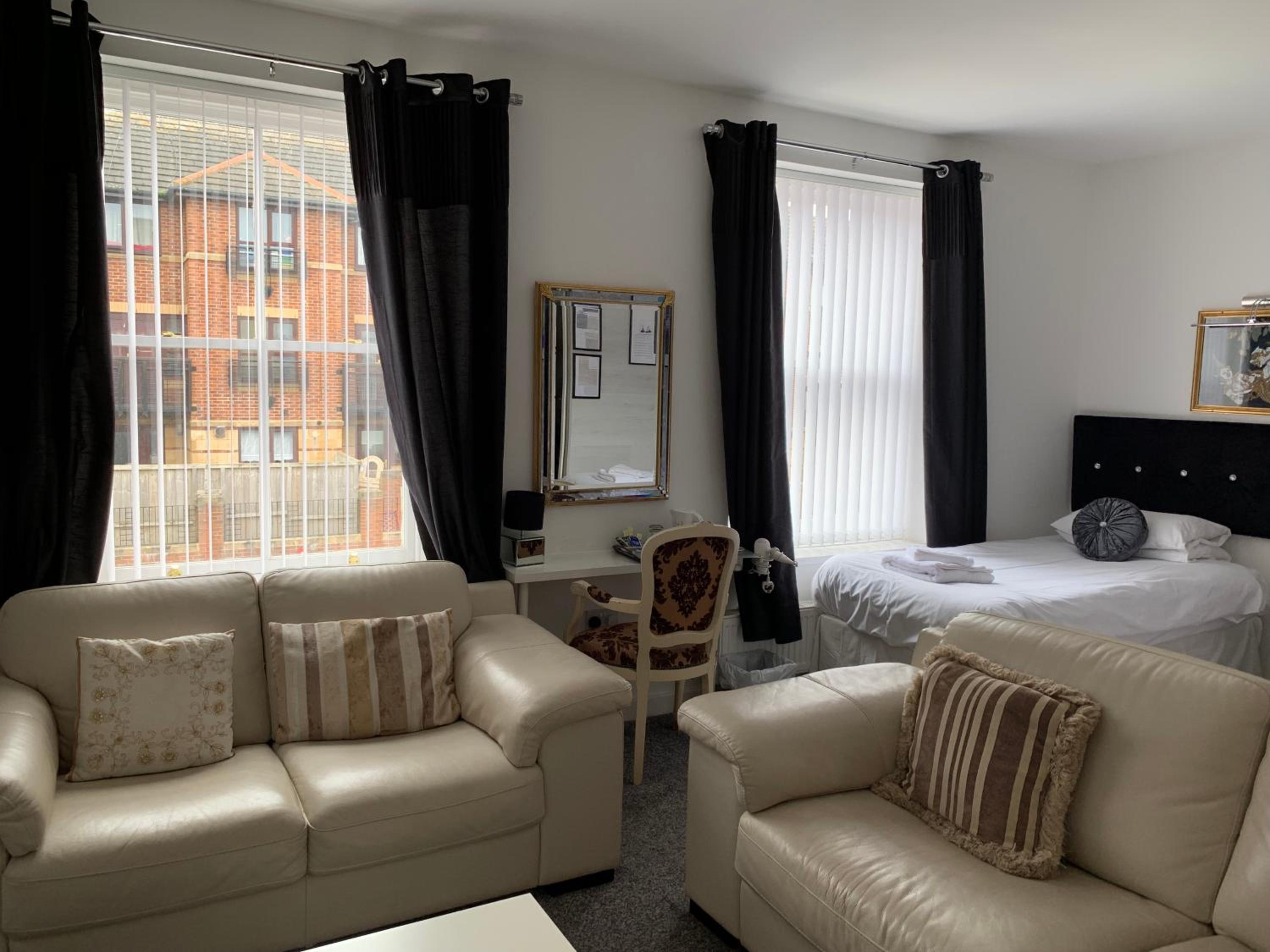 Executive Triple Room photo 2