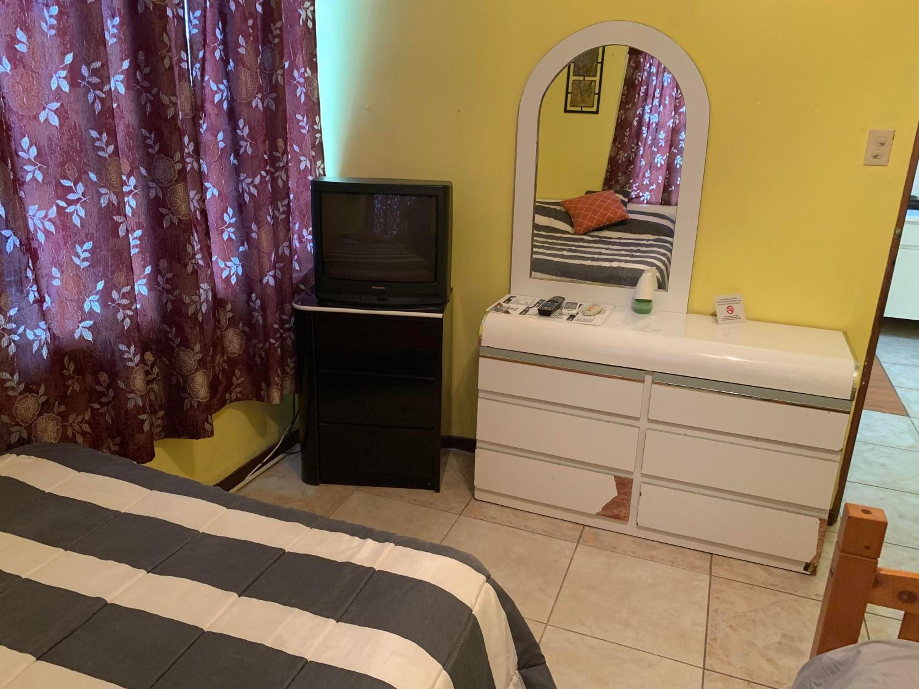 Apartment photo 3