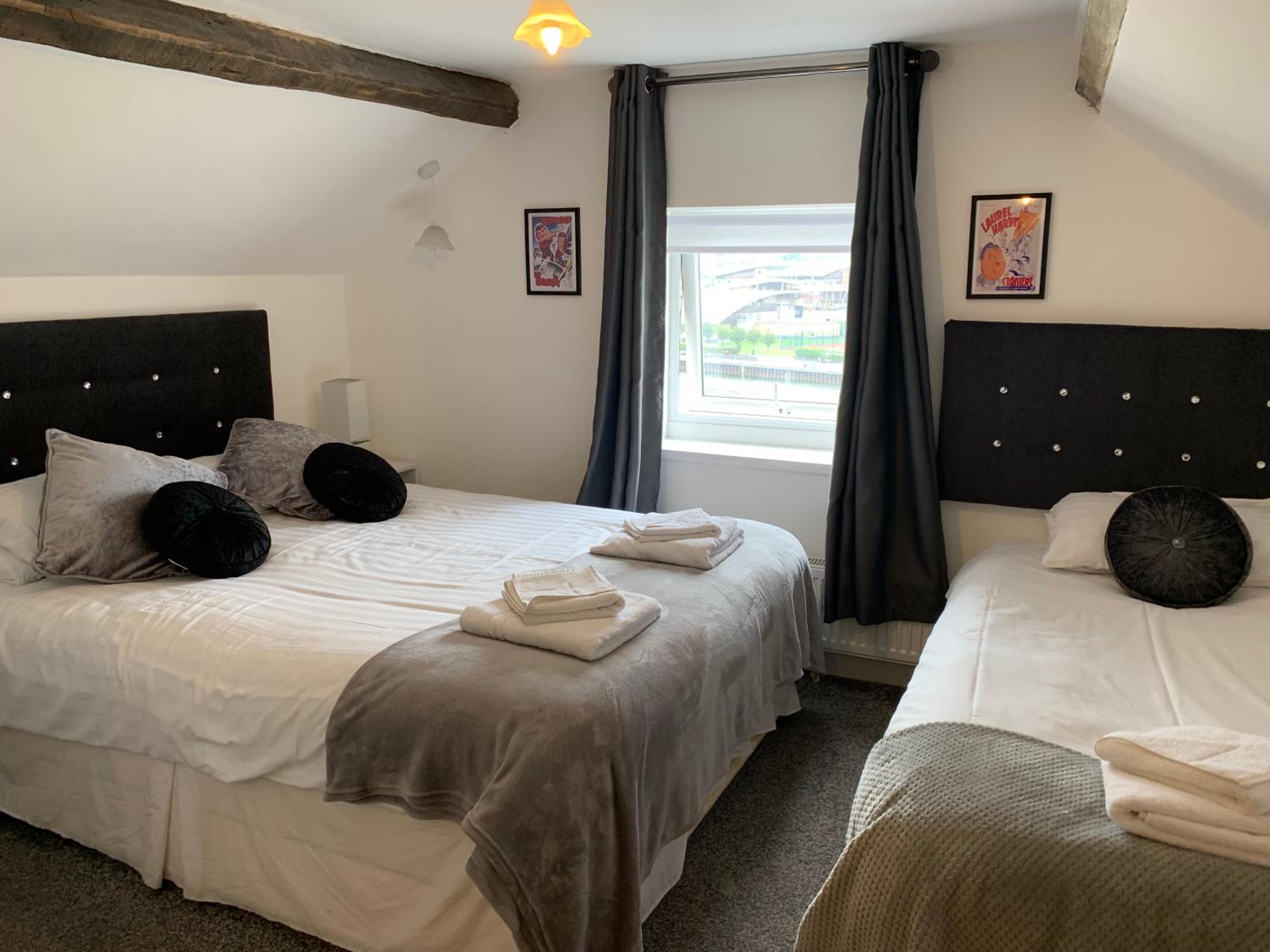 Deluxe Triple Room with River View photo 1