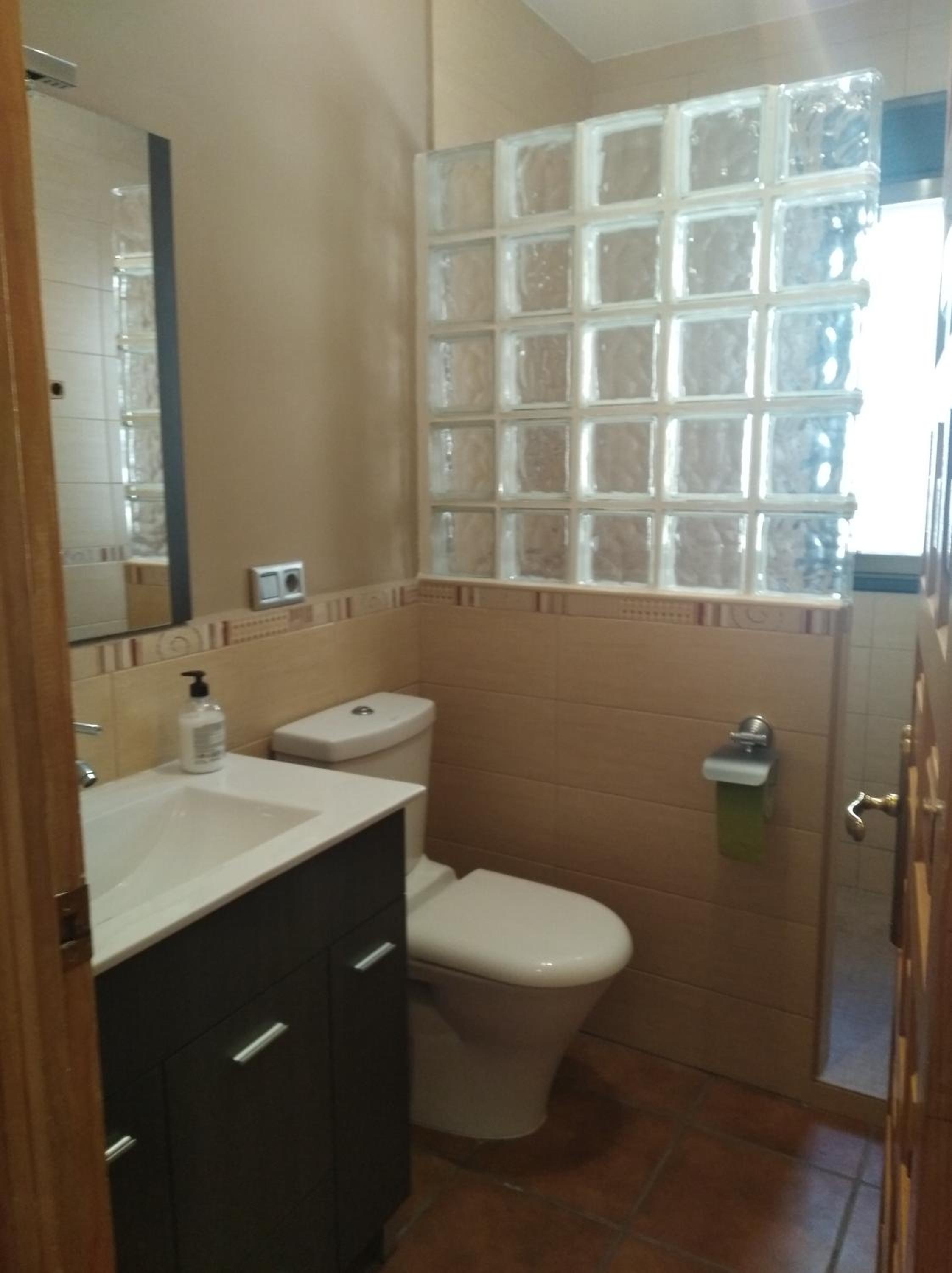 Three-Bedroom House photo 2