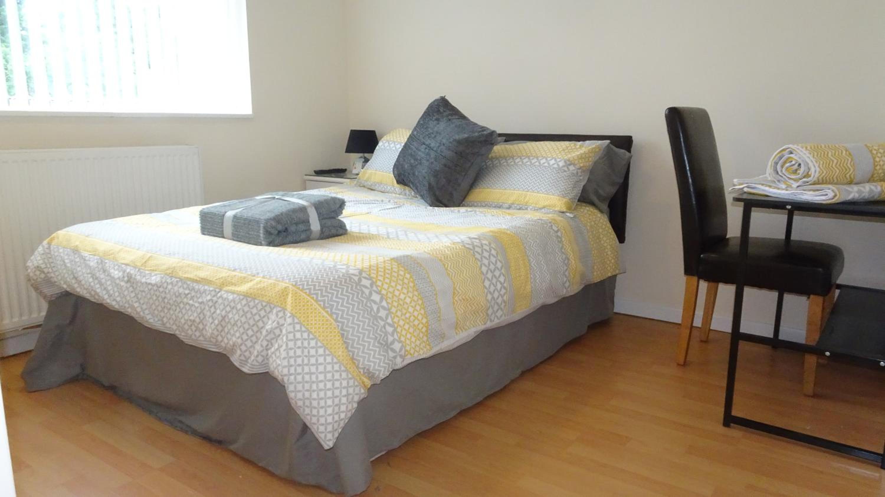 Double Room with Private Bathroom photo 1