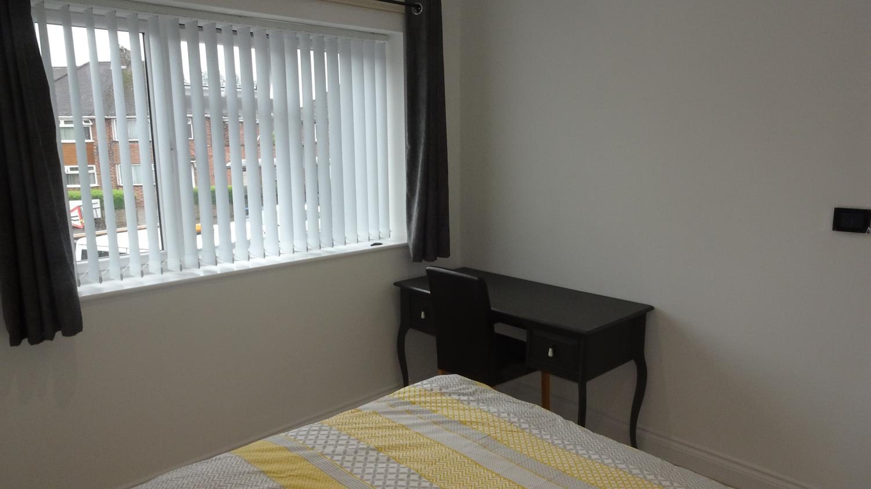 One-Bedroom Apartment photo 3