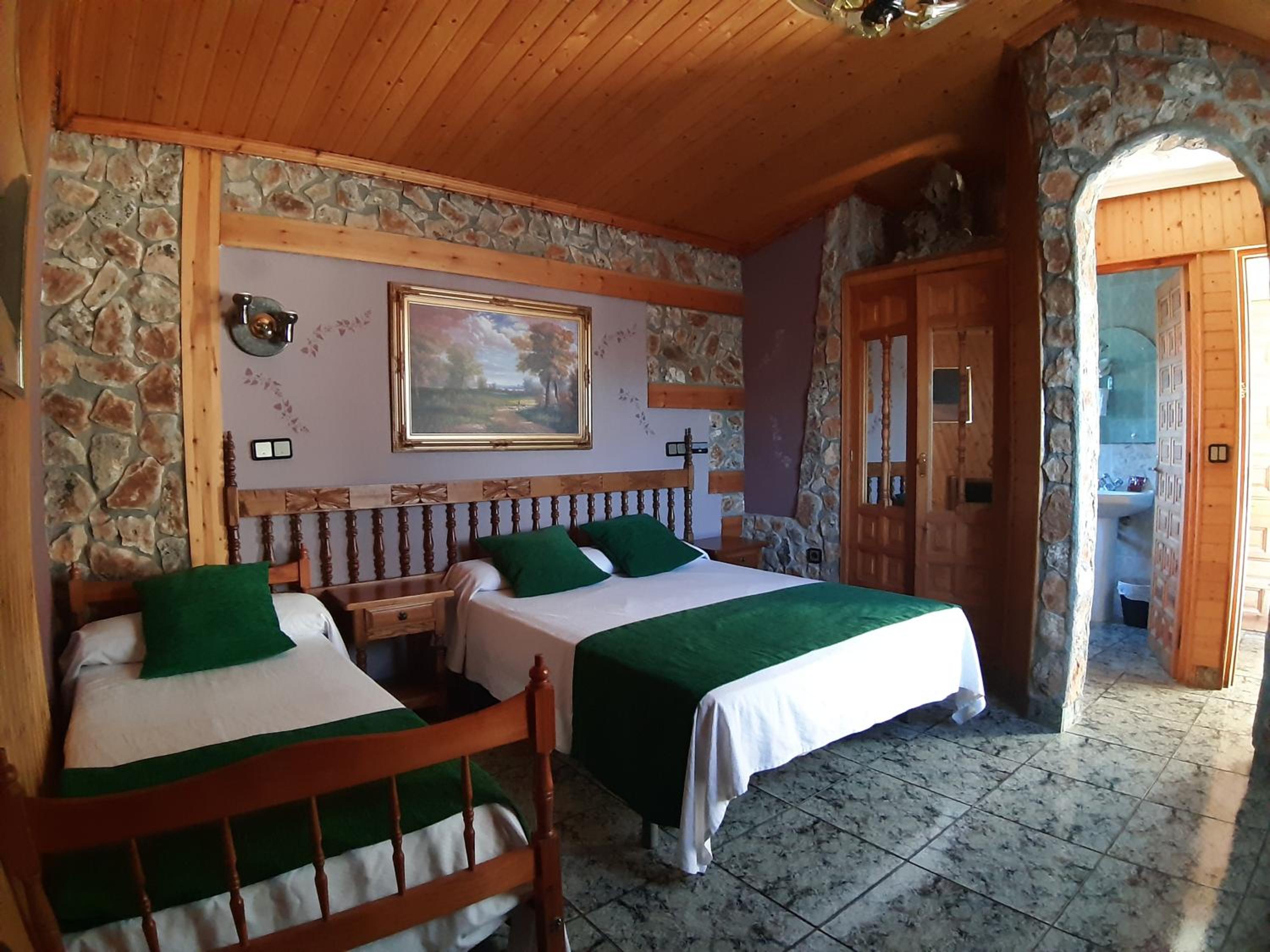 Triple Room - Photo 3