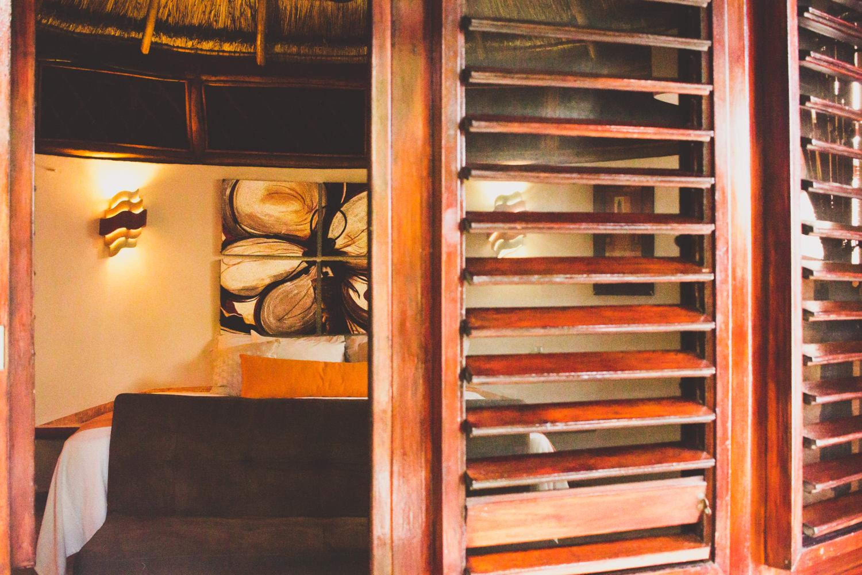 King Suite Roja - Photo 7