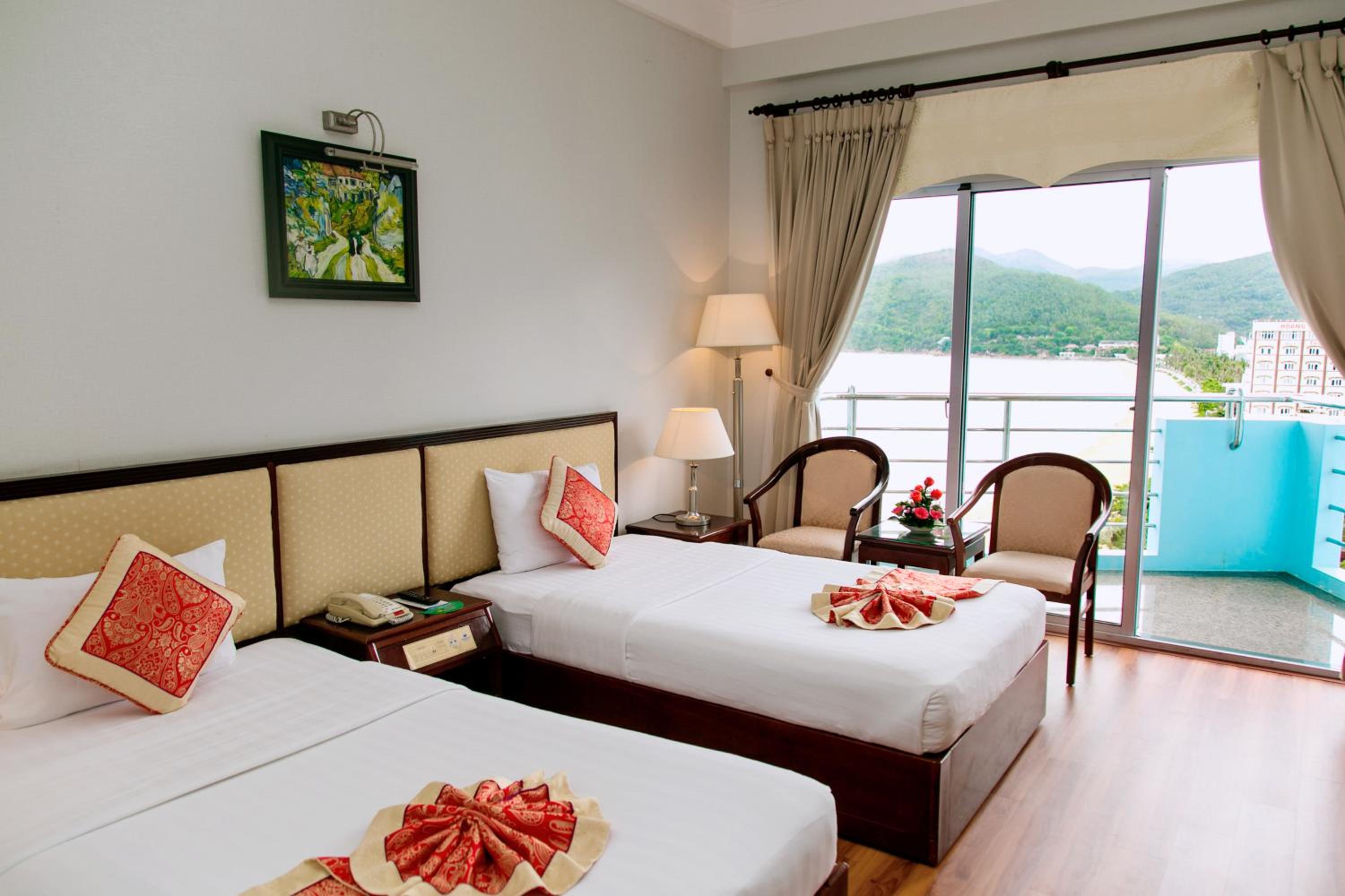 Luxury Seaview Twin photo 3