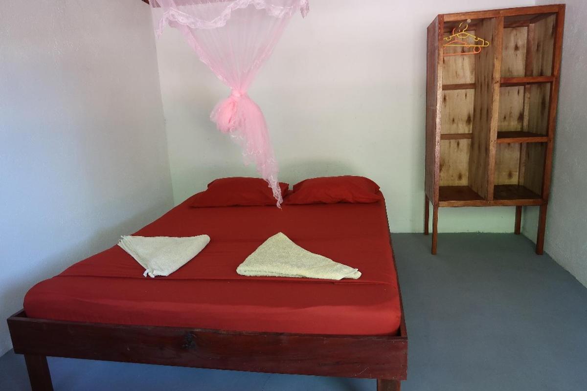 Standard Double Room with Shared Bathroom photo 2