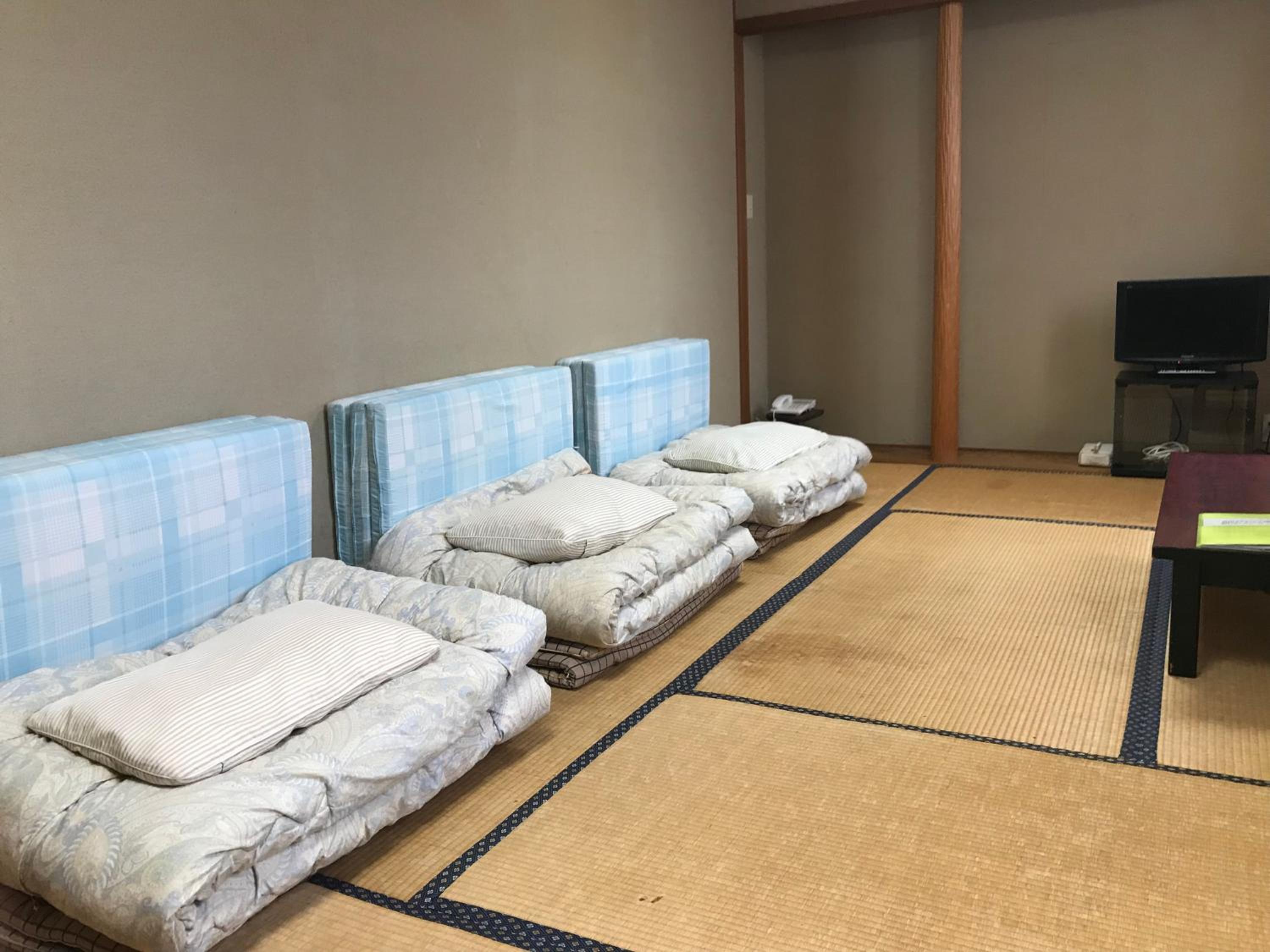 Single Futon in Japanese-Style Female Dormitory Room photo 2