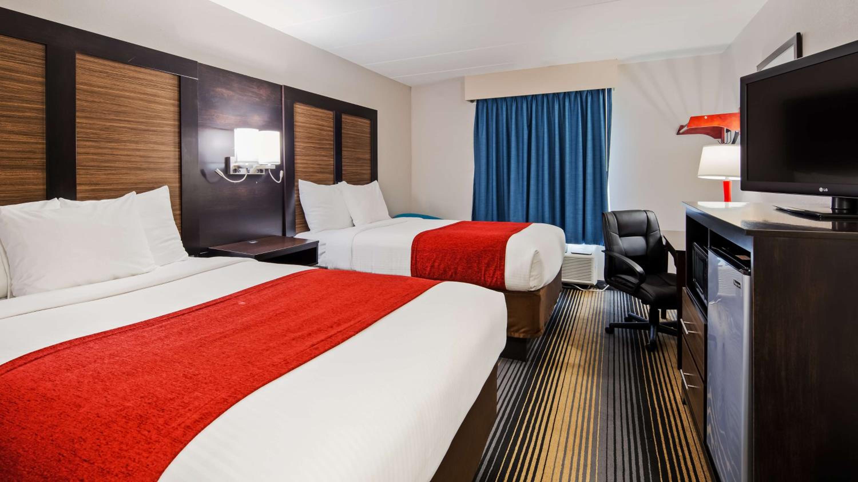 Double Room with Two Double Beds - Non-Smoking - Photo 3