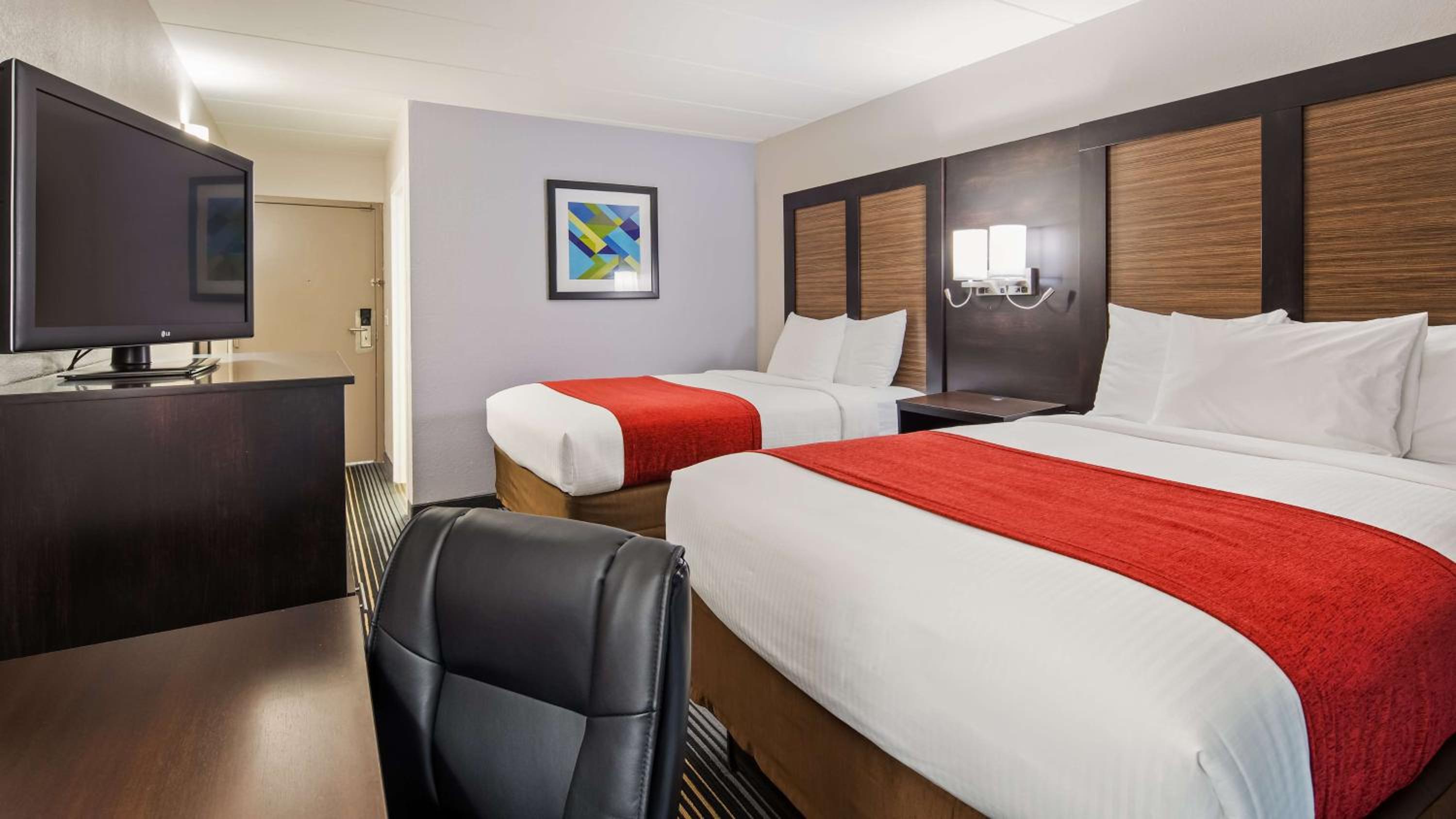 Double Room with Two Double Beds - Non-Smoking - Photo 2