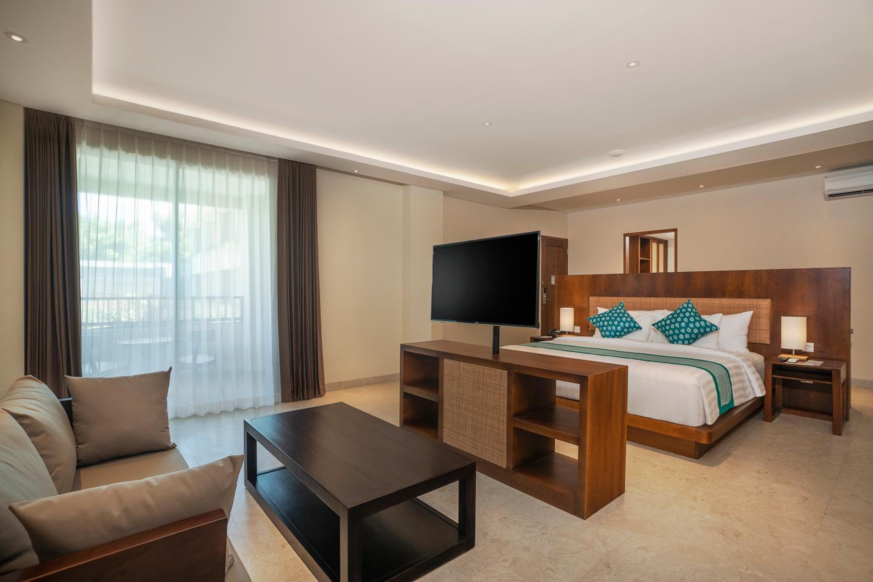 Premium Suite with Free Benefit - Photo 1