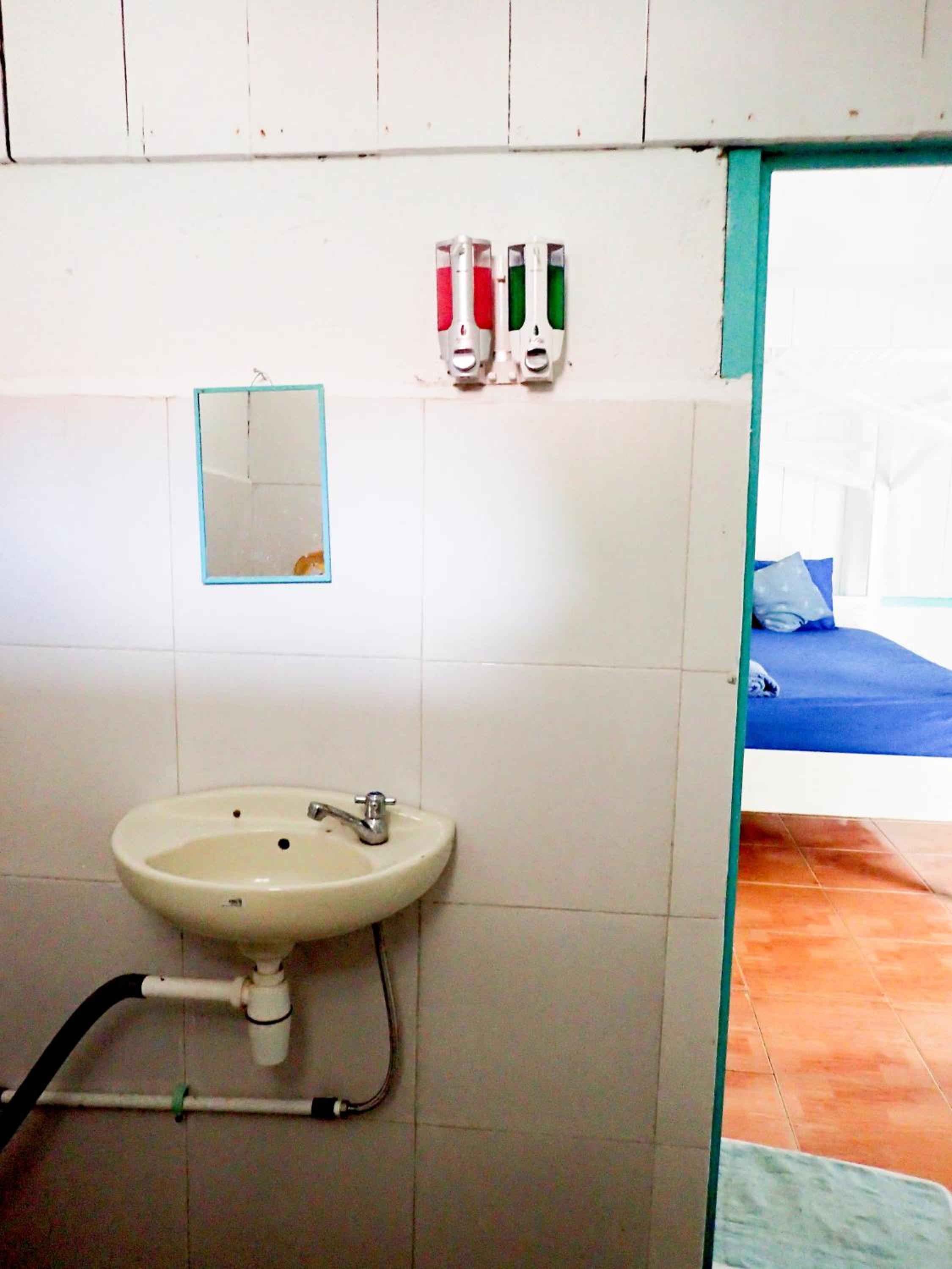 Double Bed Bungalow - Photo 9