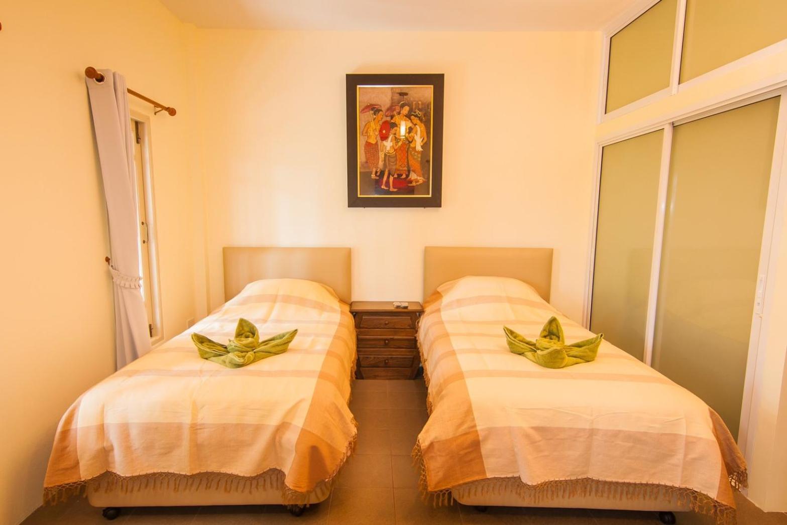 Twin Room - Photo 1