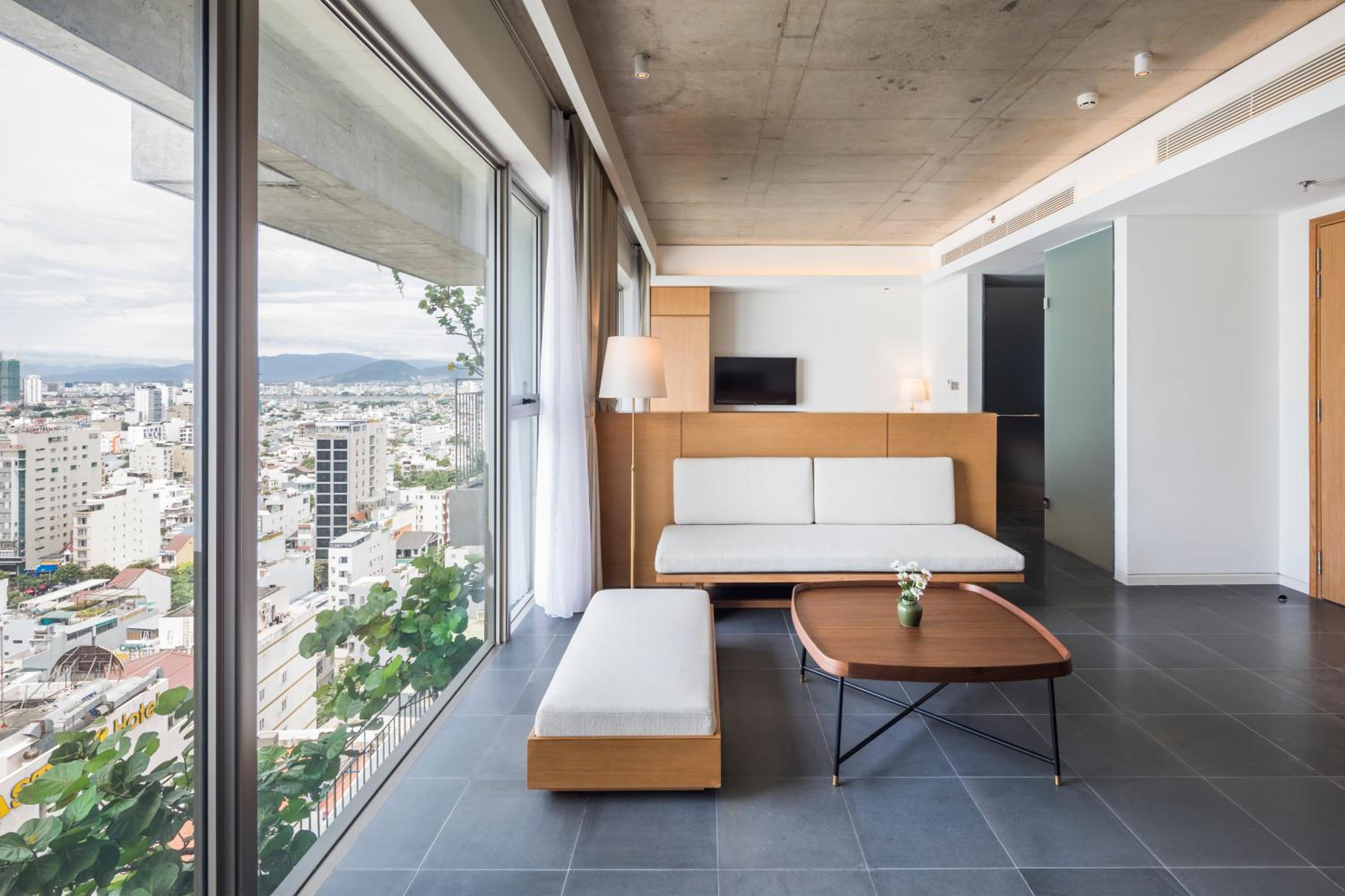 Studio Apartment - Photo 3