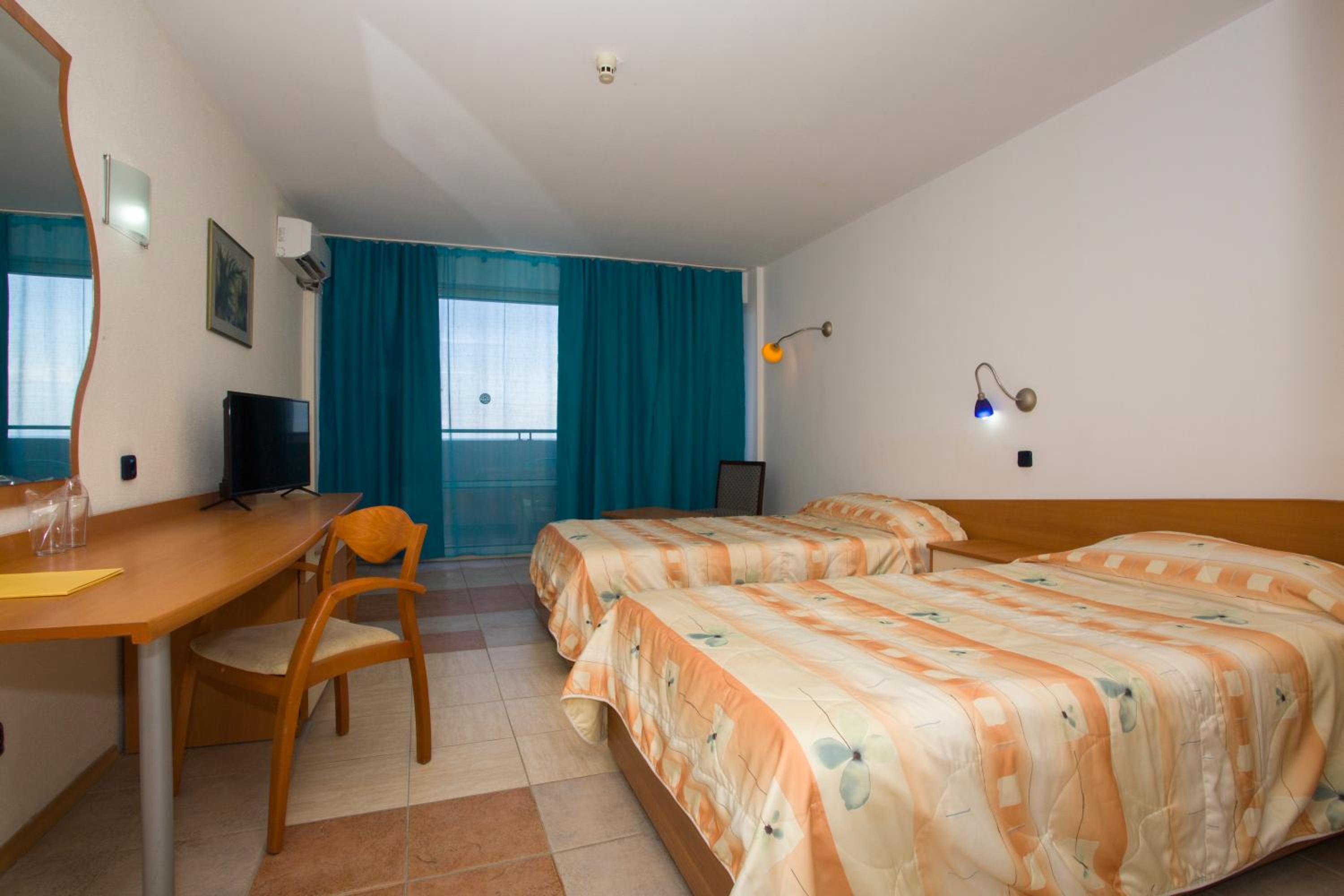 Double Room with Sea View photo 3