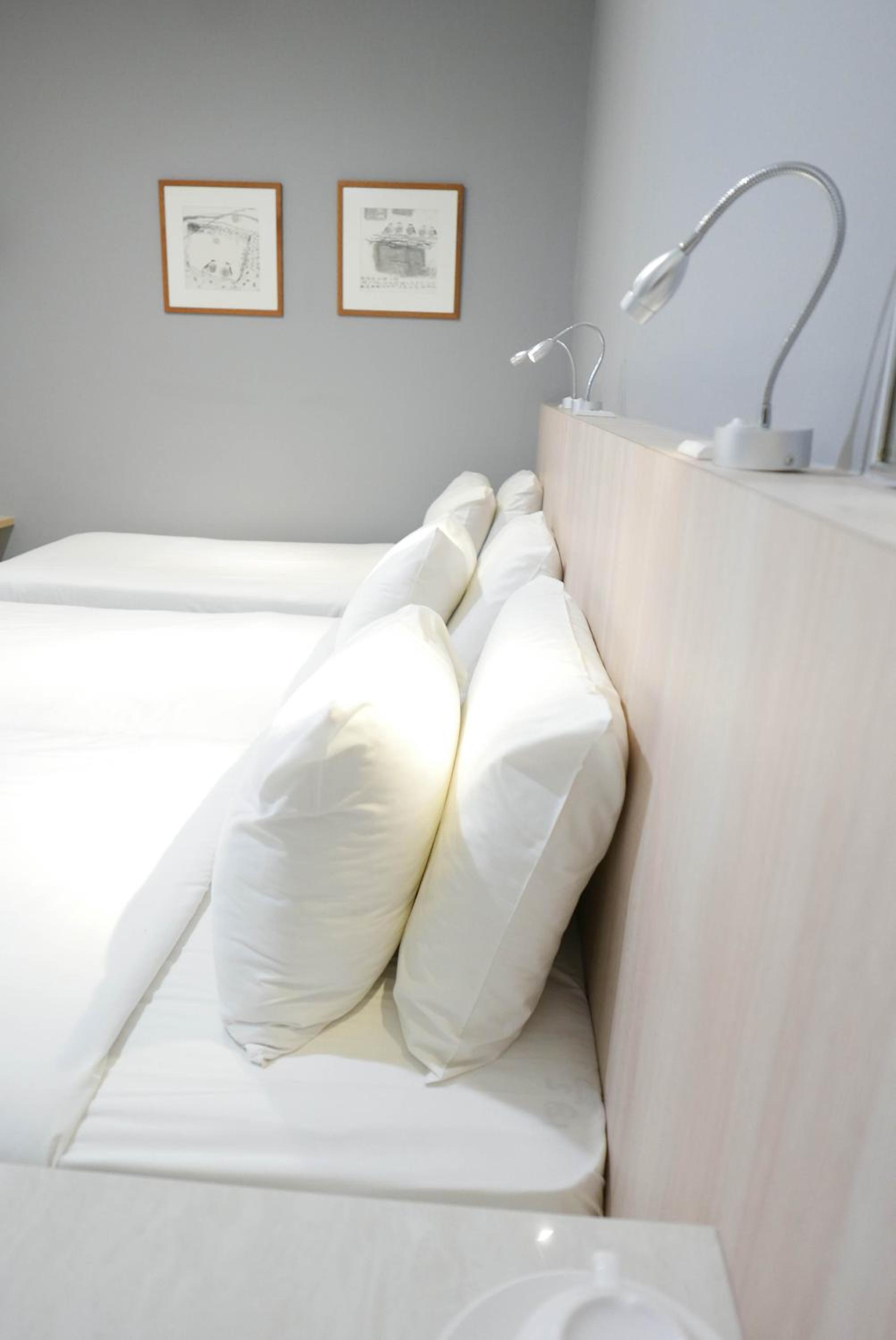 Standard Triple Room - Photo 4