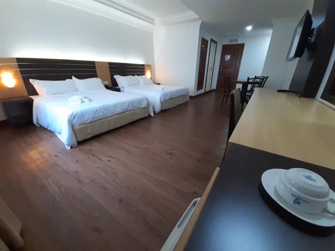Double Deluxe Room photo 1