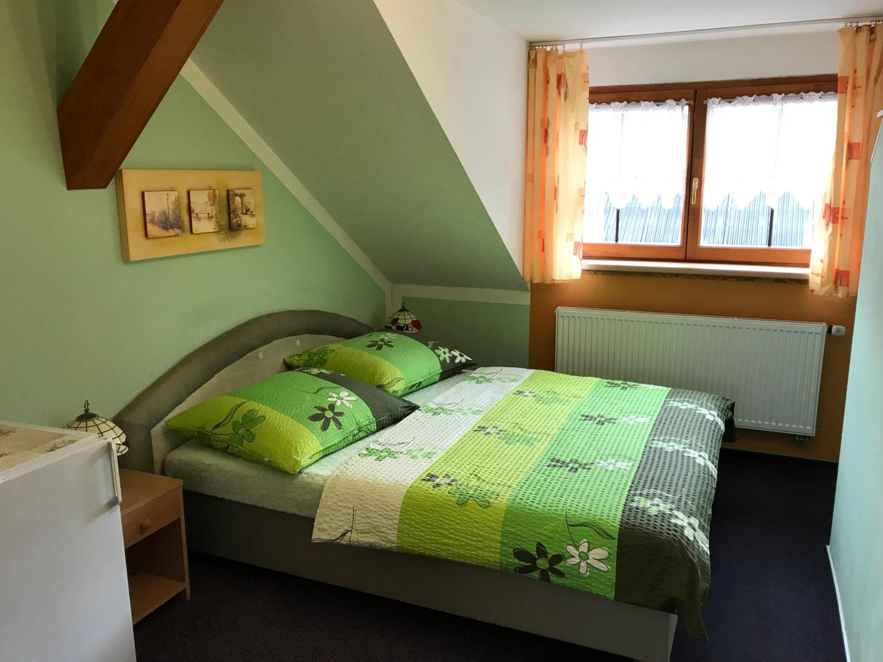 Double Room with Balcony - Photo 1