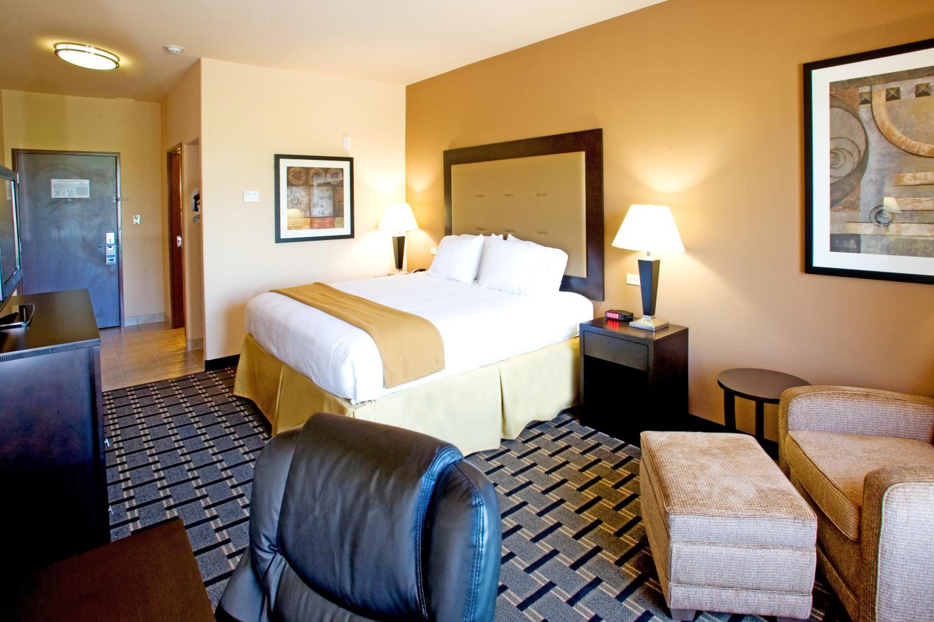 Standard Room - Photo 1