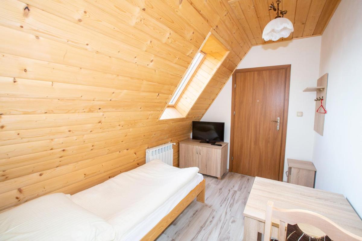 Single Room photo 3