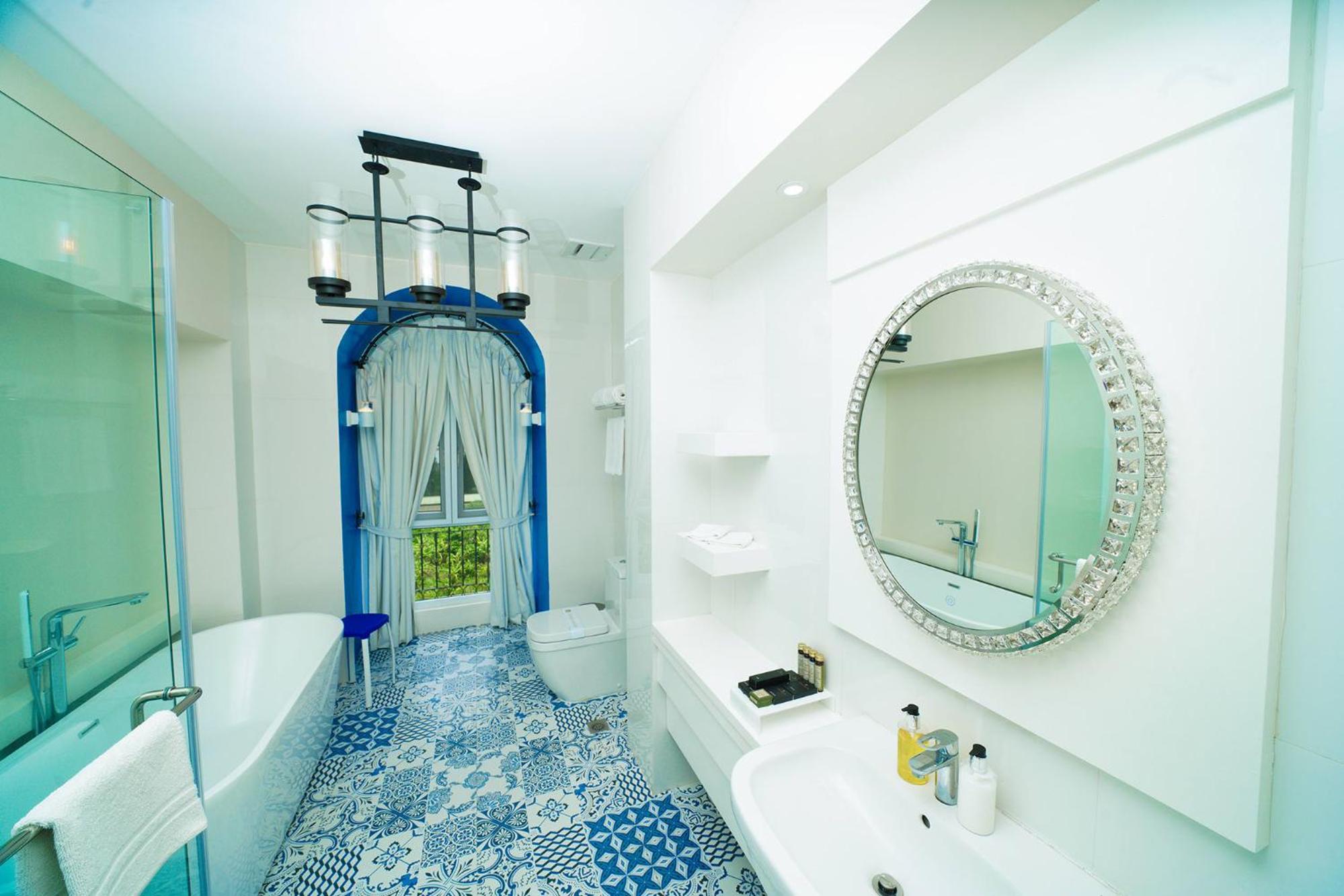 Royal Suite - Photo 10