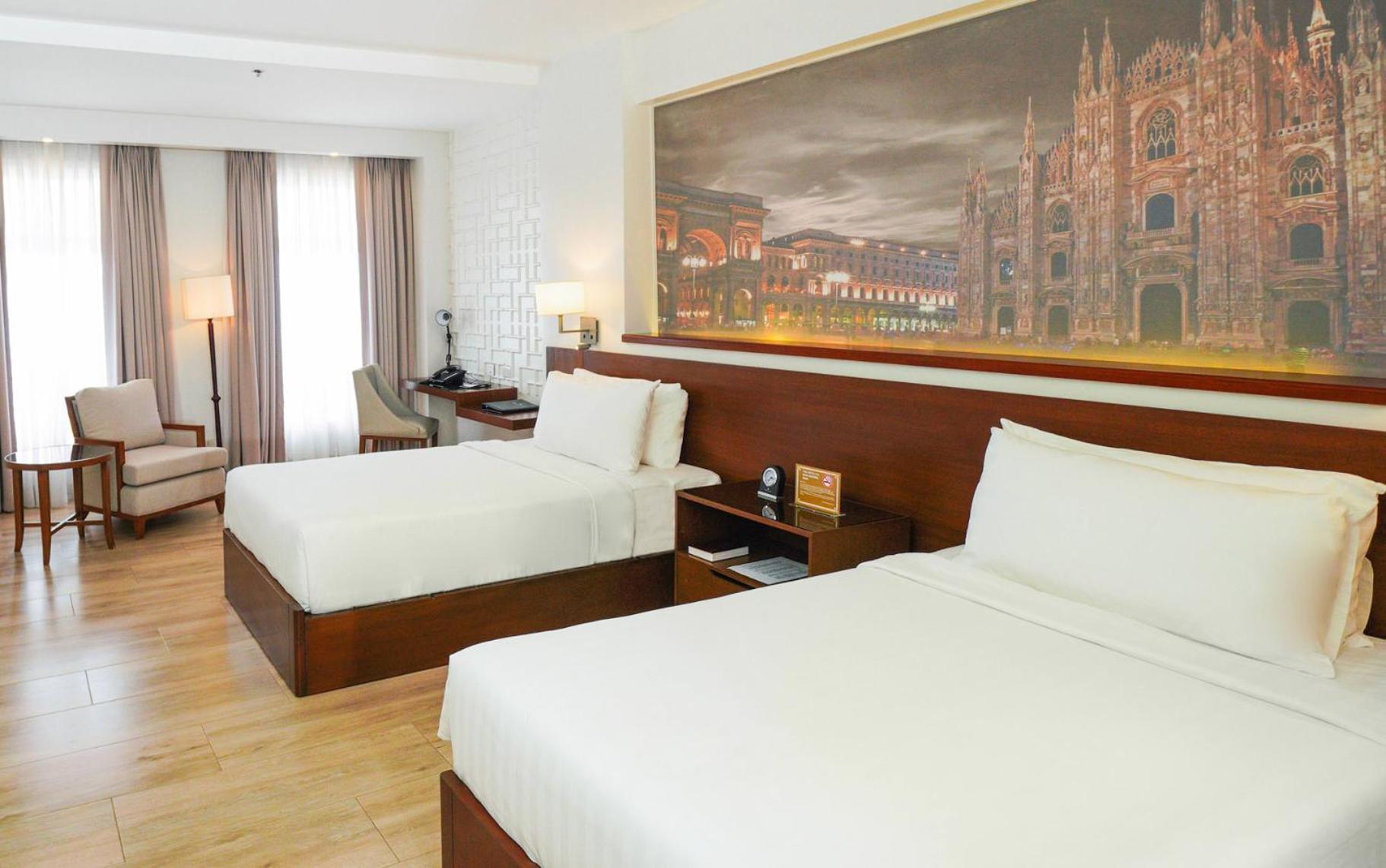 Deluxe Suite Twin - Photo 1