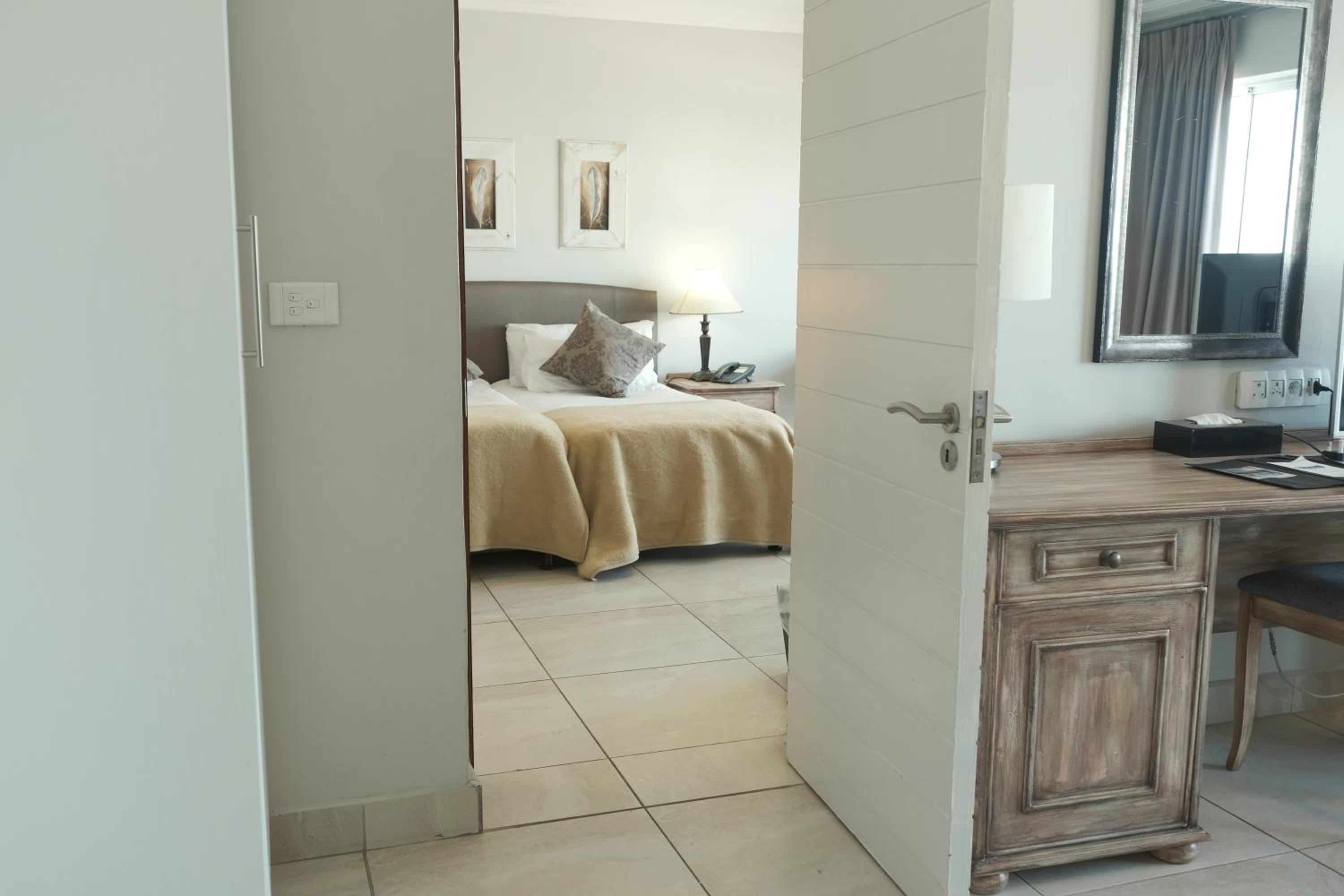 Executive Suite photo 2