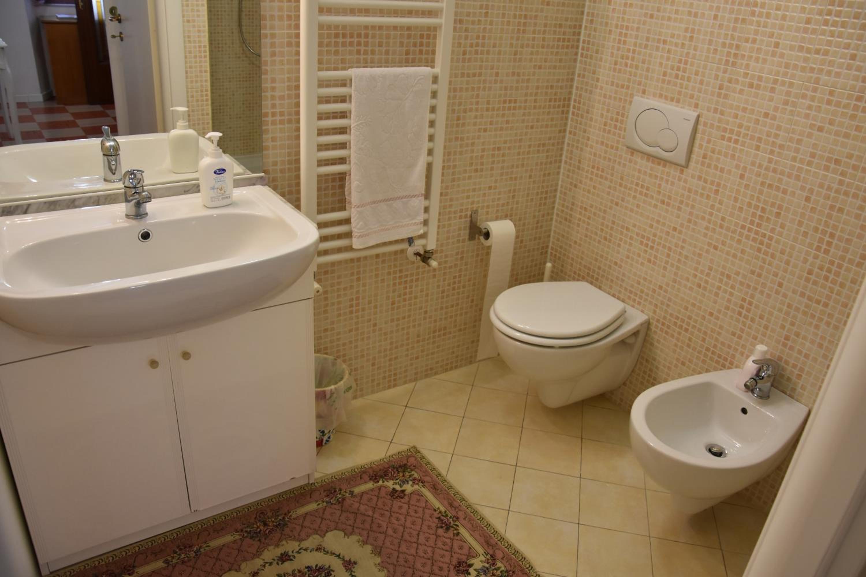 Double or Twin Room photo 2