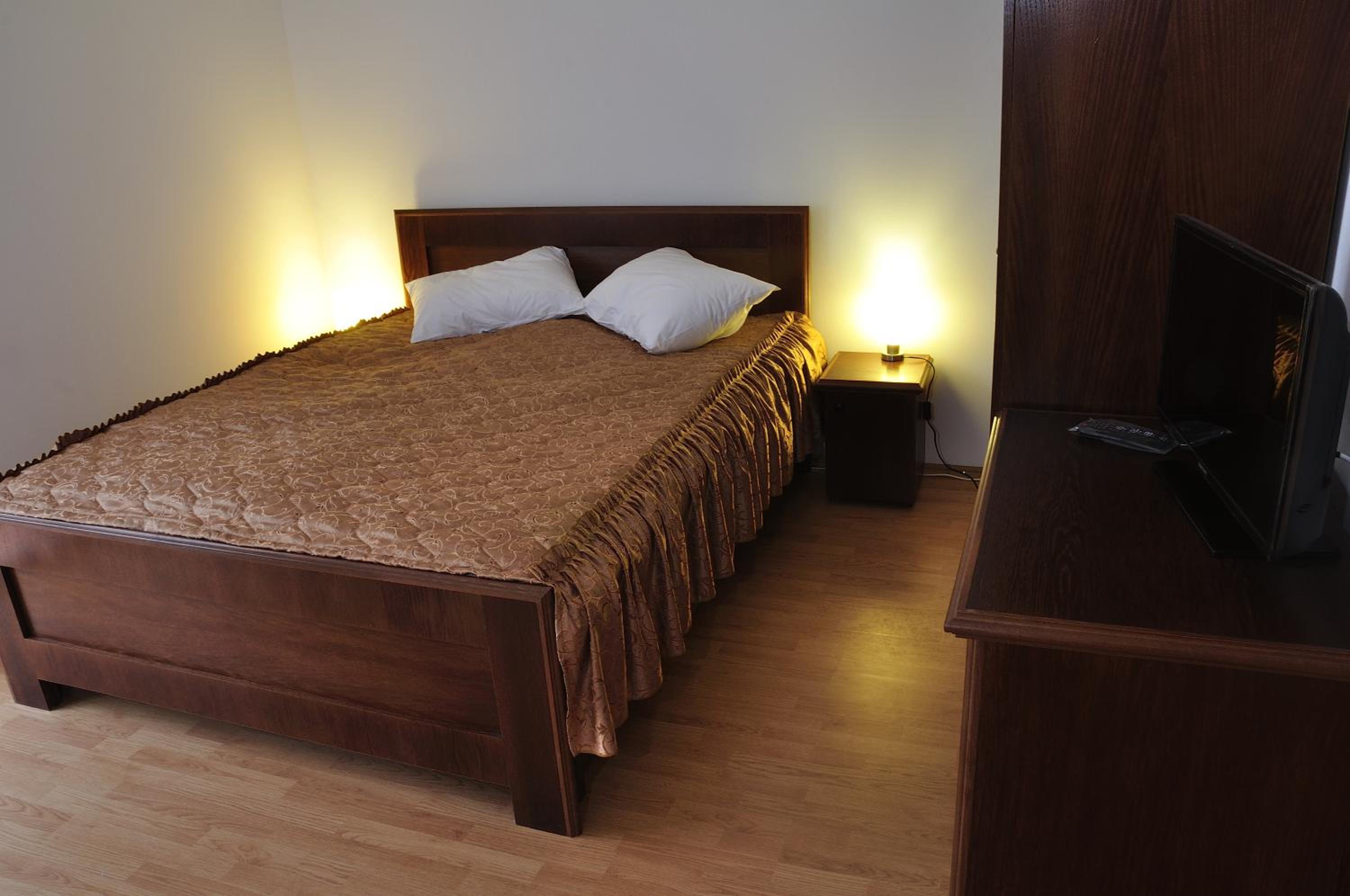 Double Room with Private Bathroom photo 2