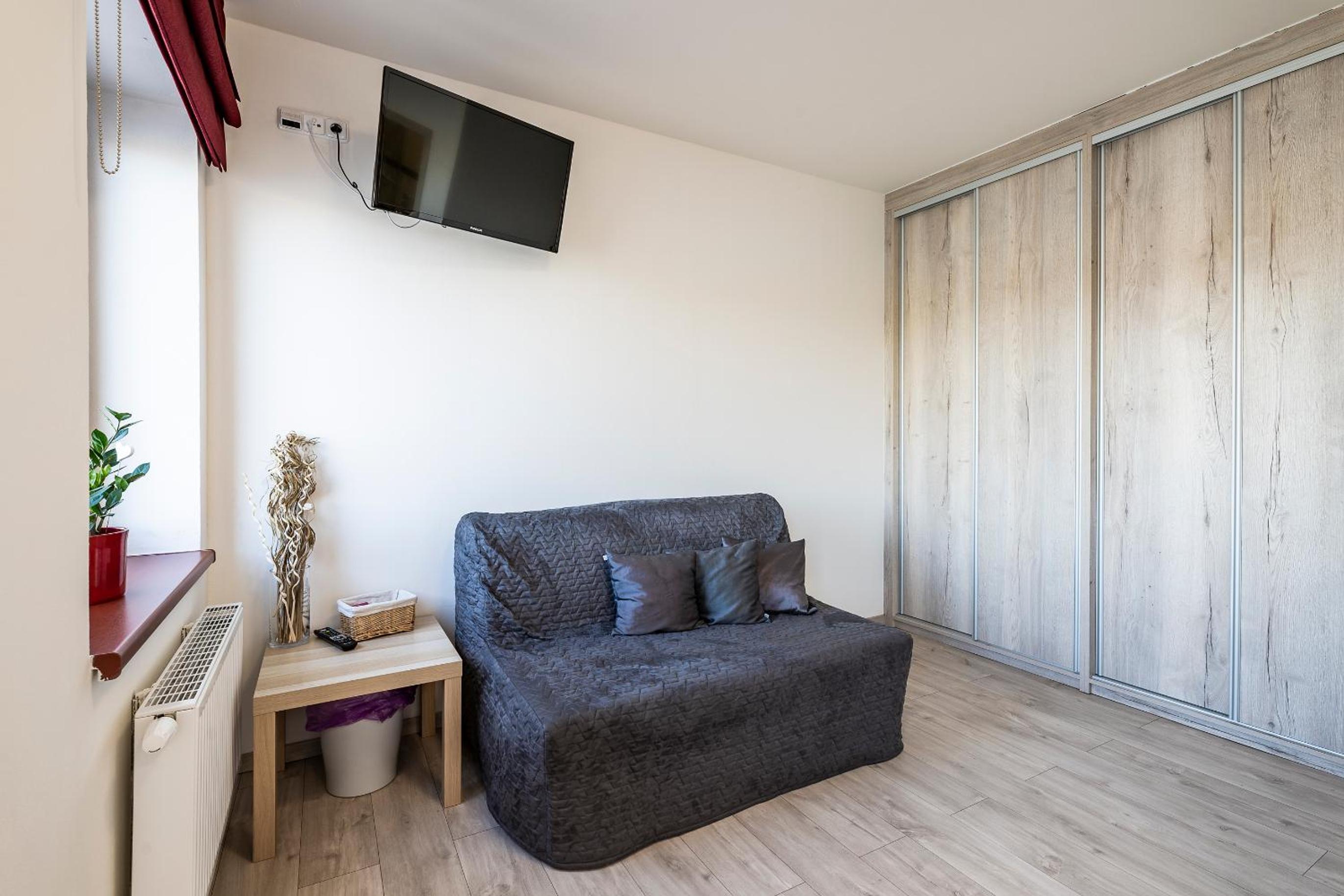 Deluxe Double Room with Shower