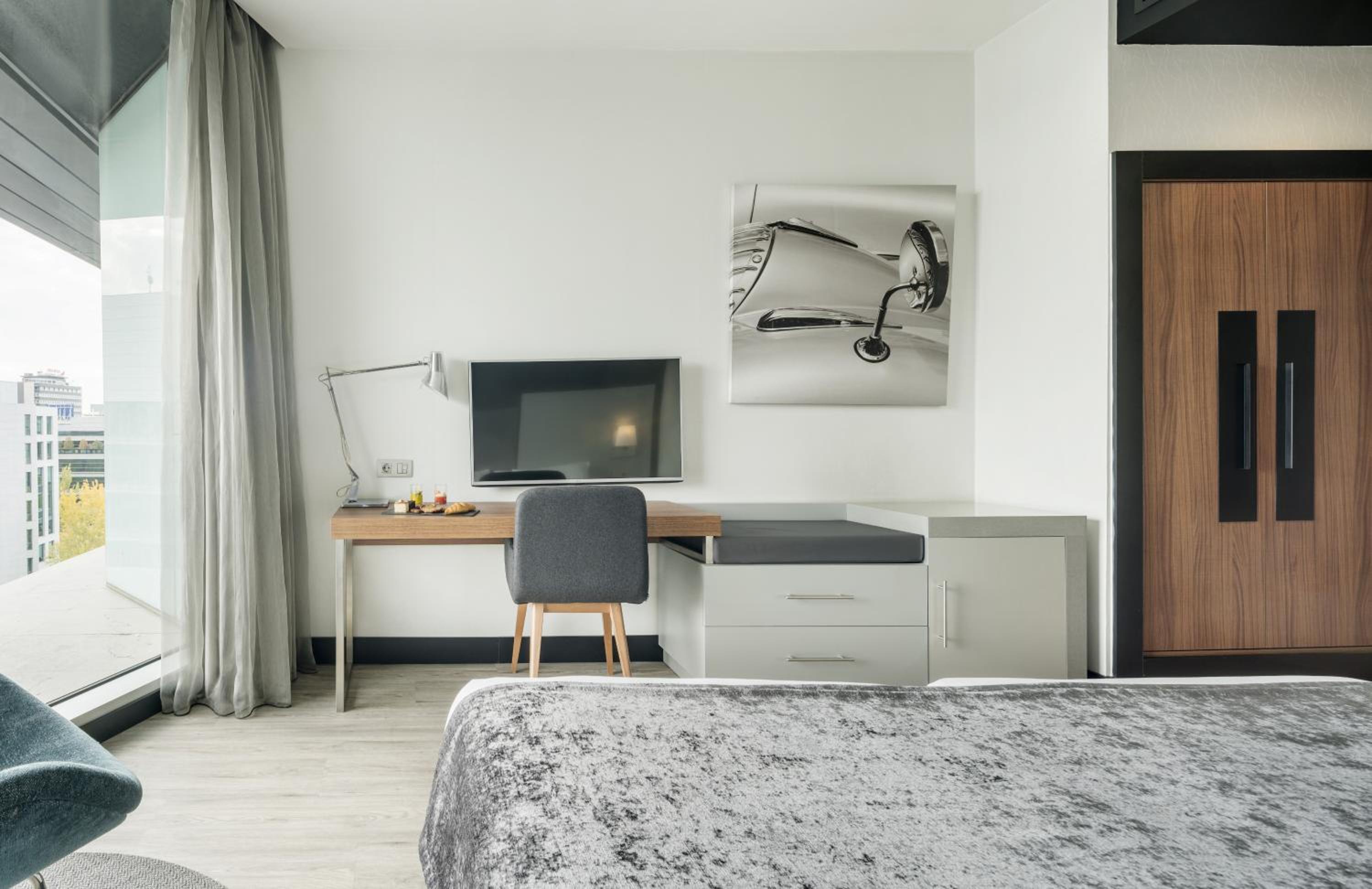 Double or Twin Room - Photo 6