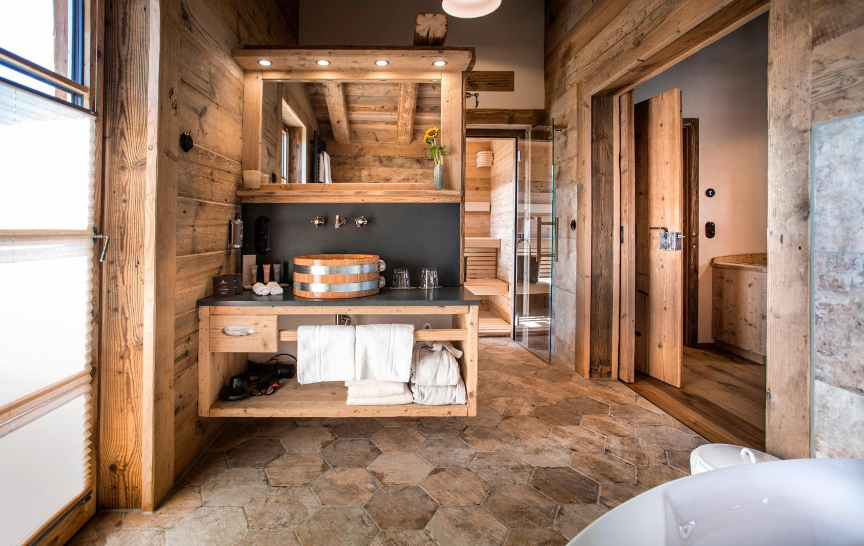 Family Chalet for 2-4 people photo 3