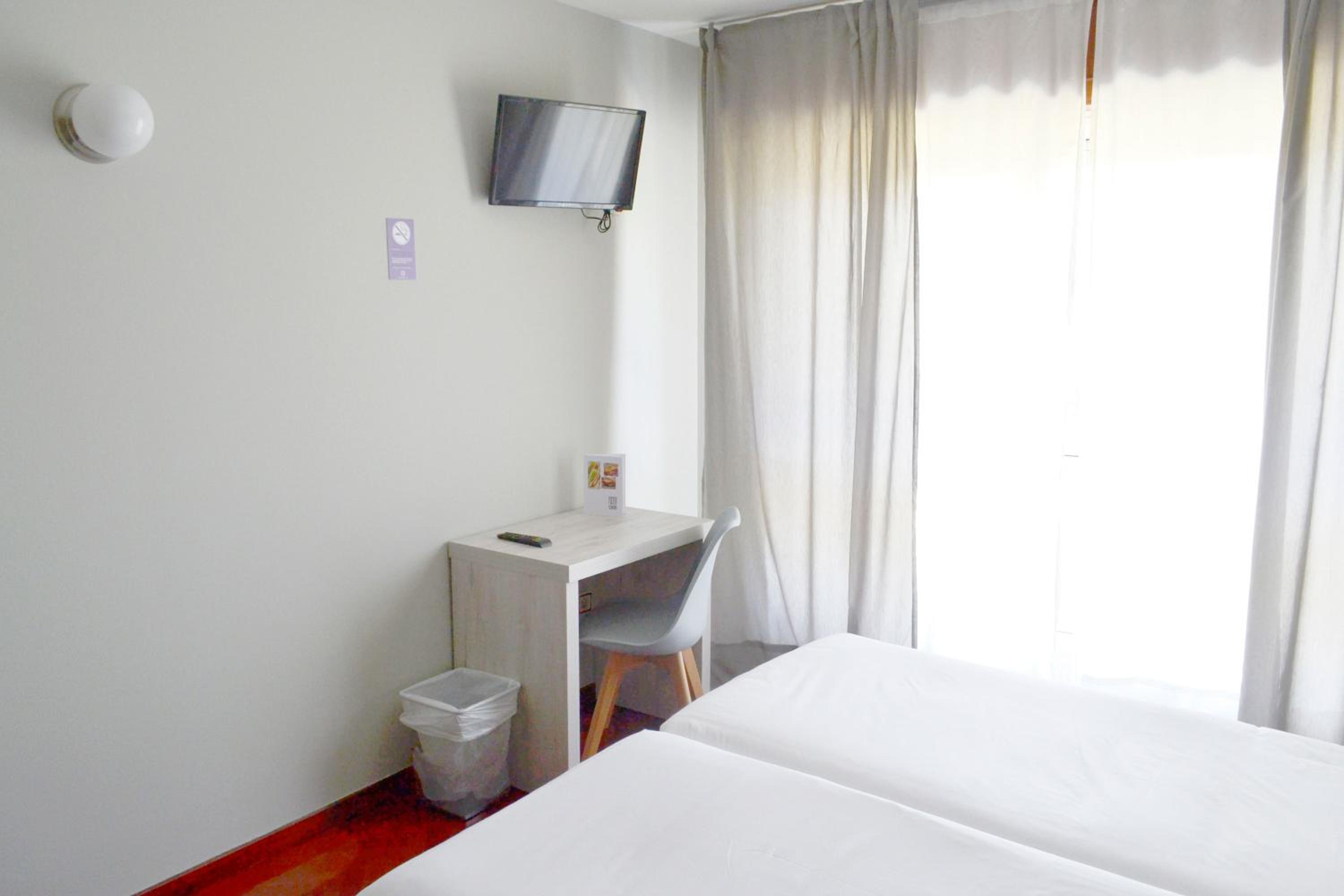Triple Room - Photo 1