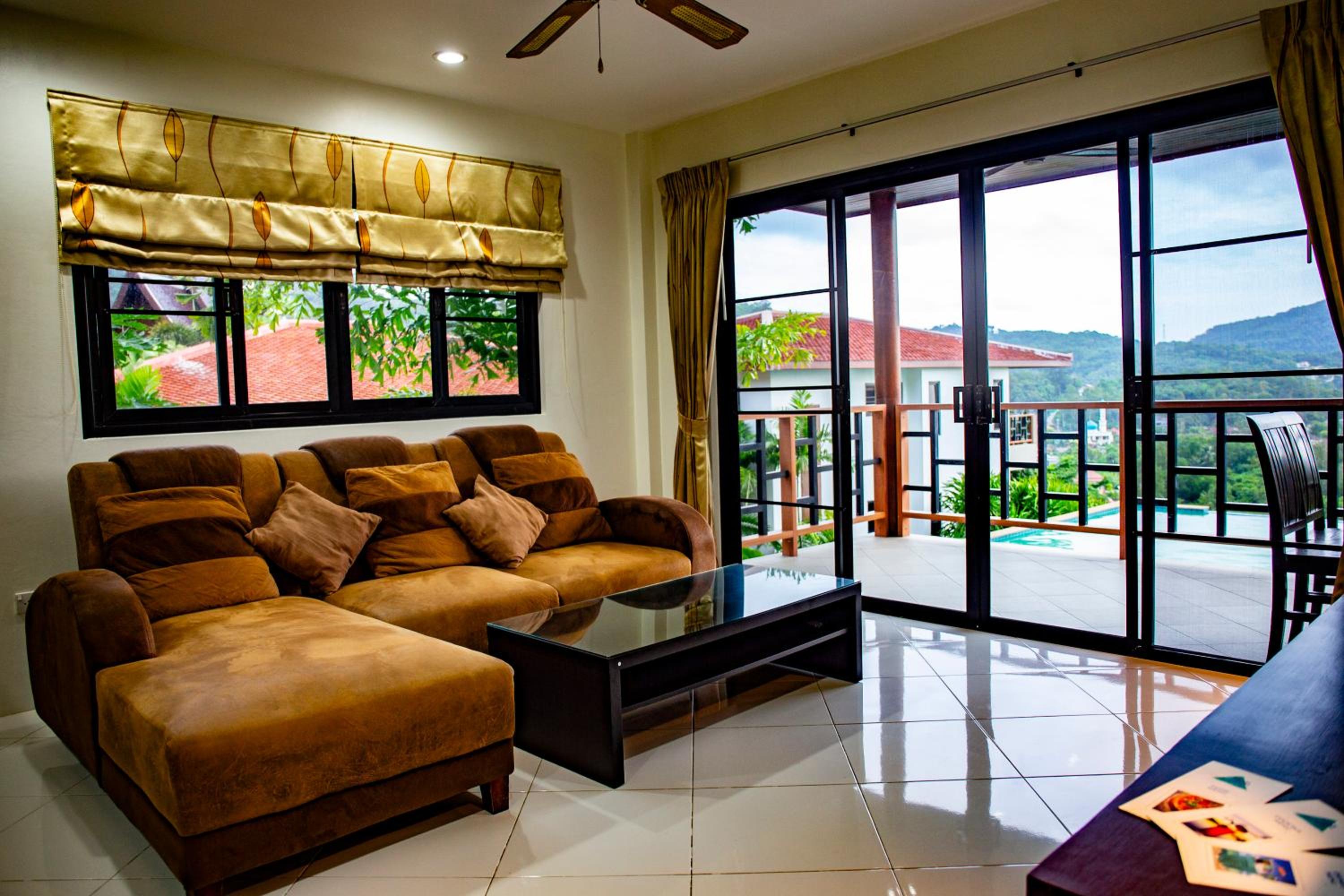 Suite with Mountain View photo 2
