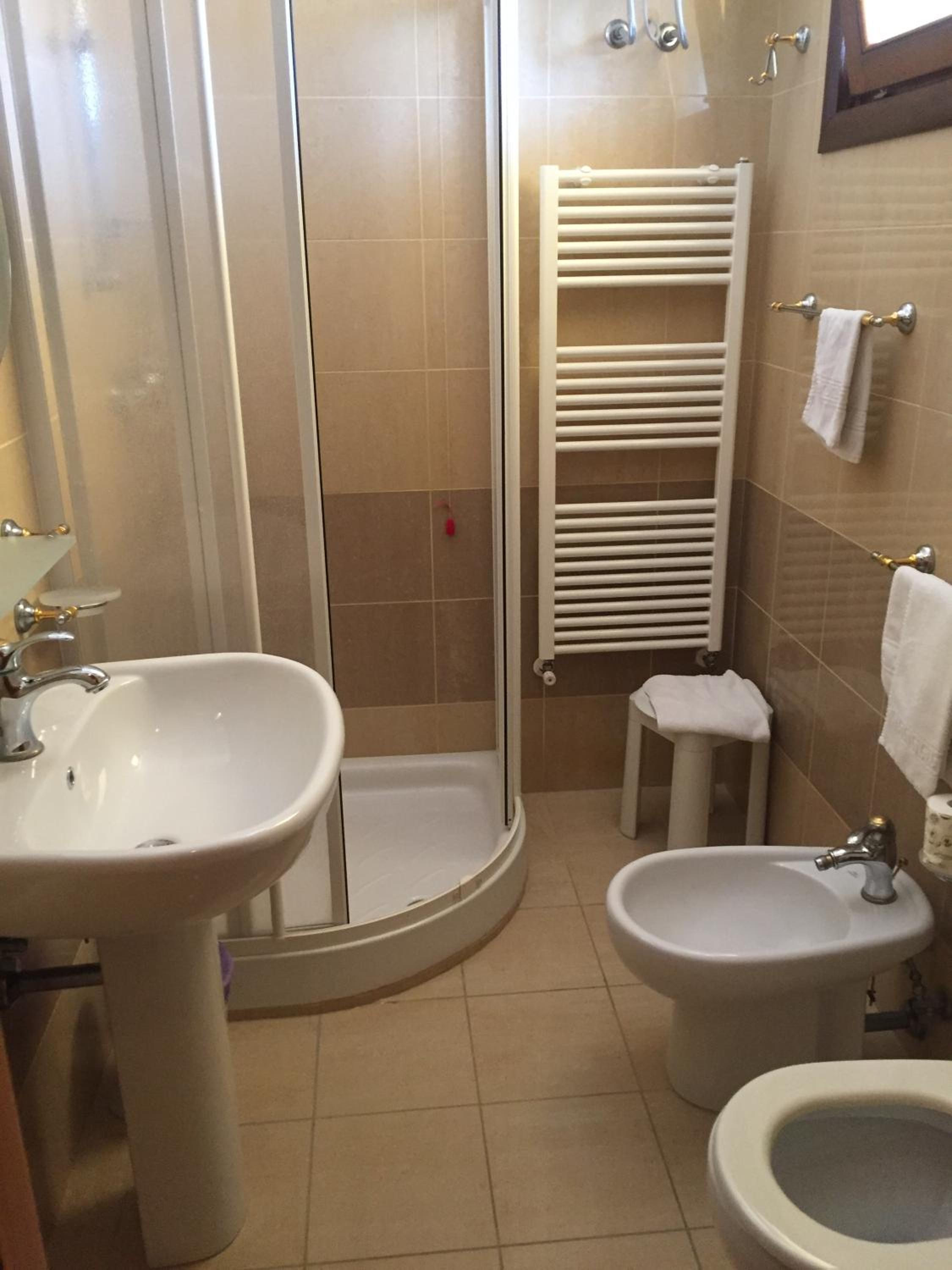 Quadruple Room photo 2