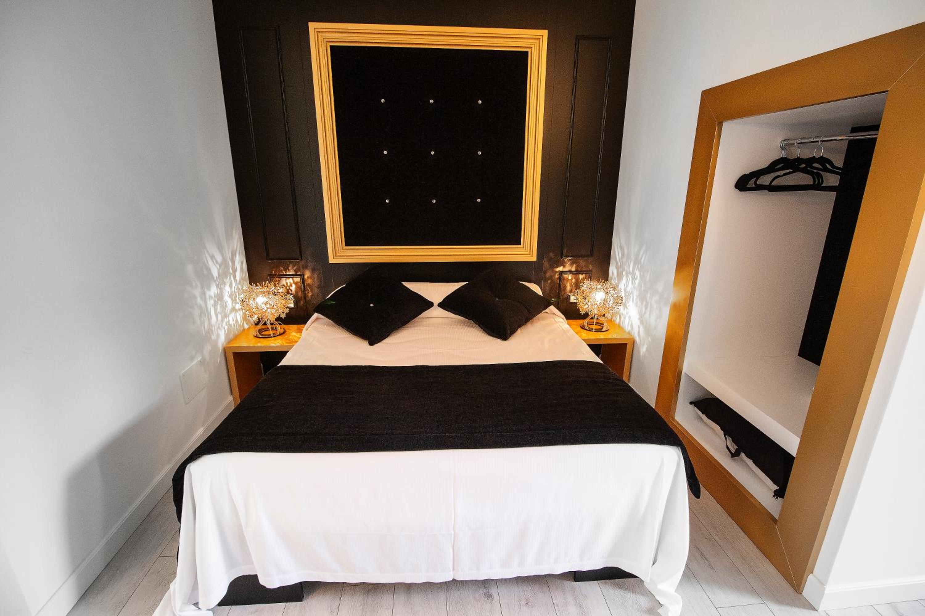 Superior Double Room - Photo 7