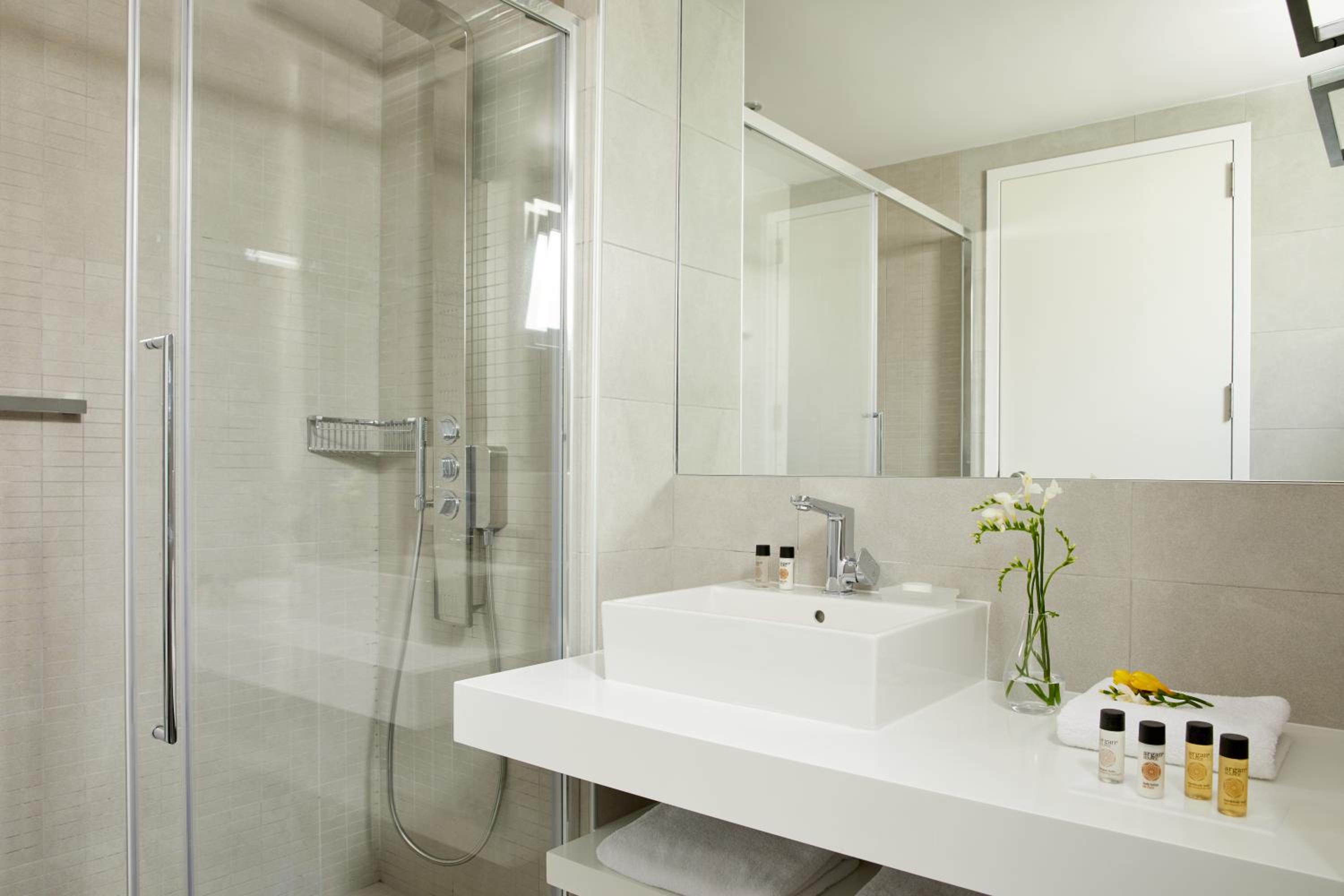 Deluxe Double Room with Sea View photo 2