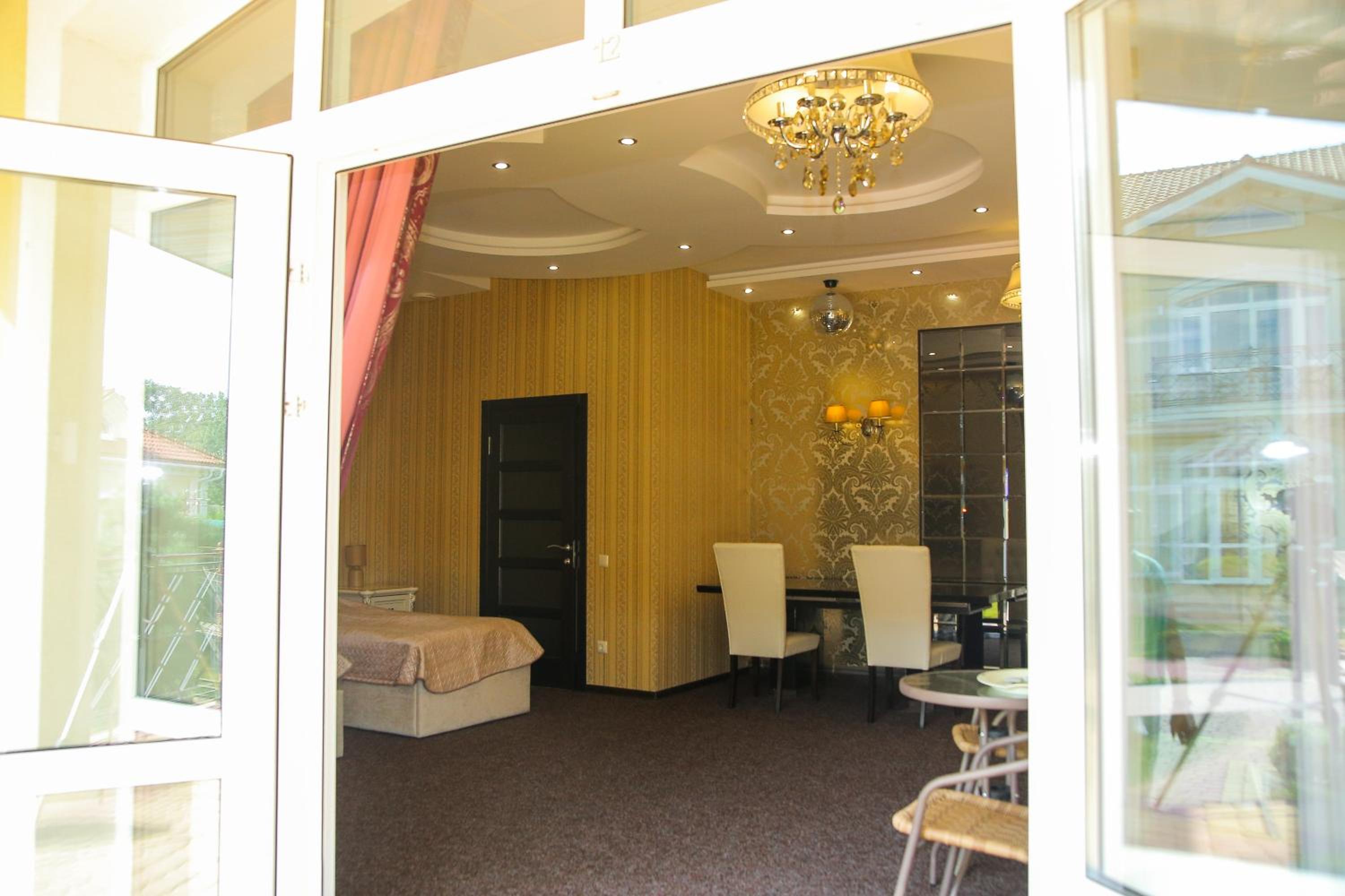 Standard Double or Twin Room photo 2
