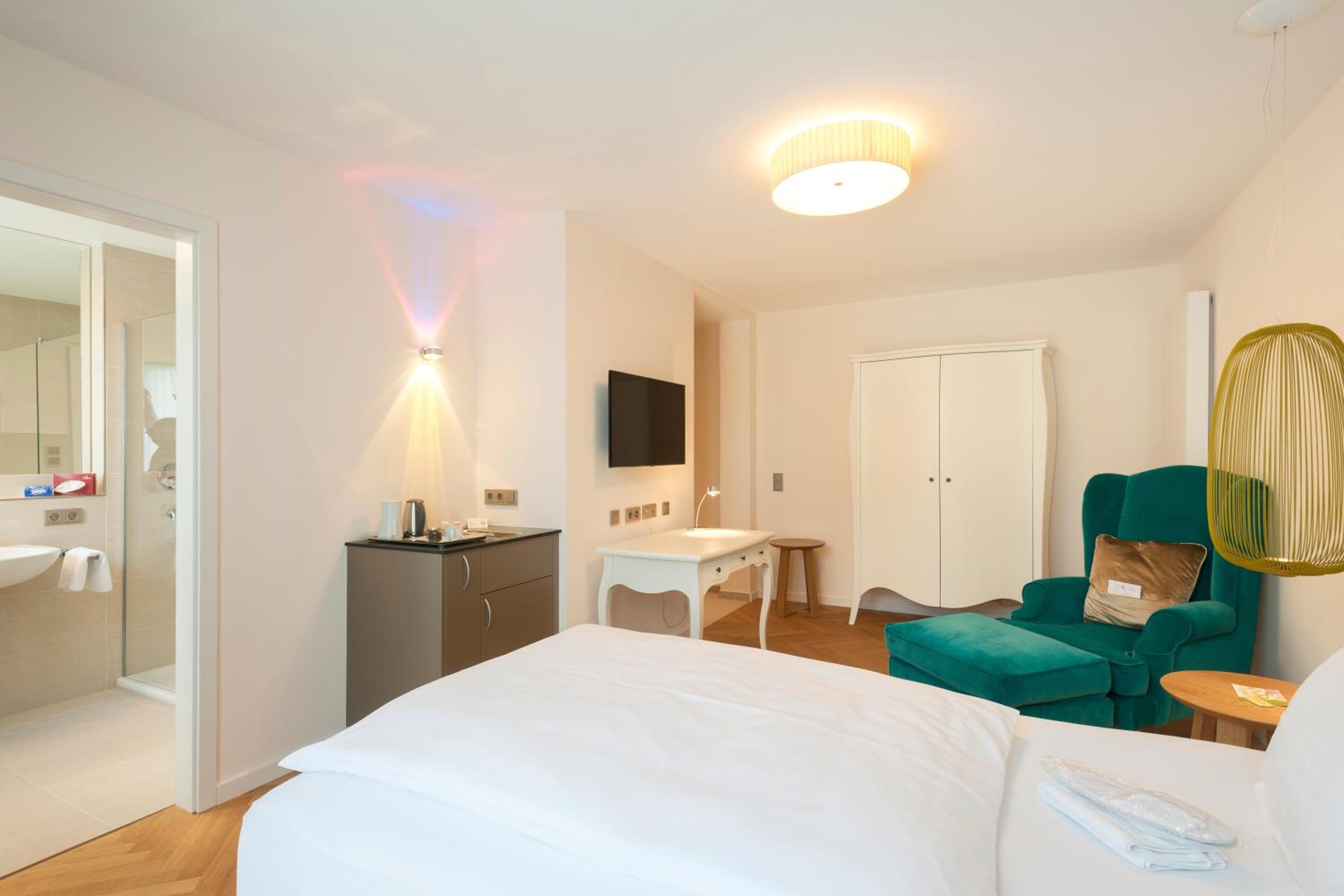 Superior Plus Single Room