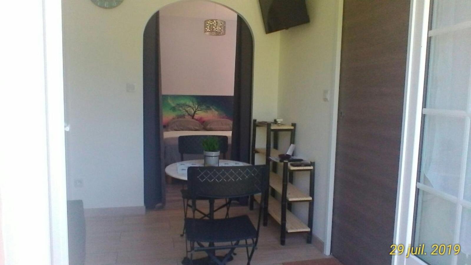 Double Room with Pool View photo 2