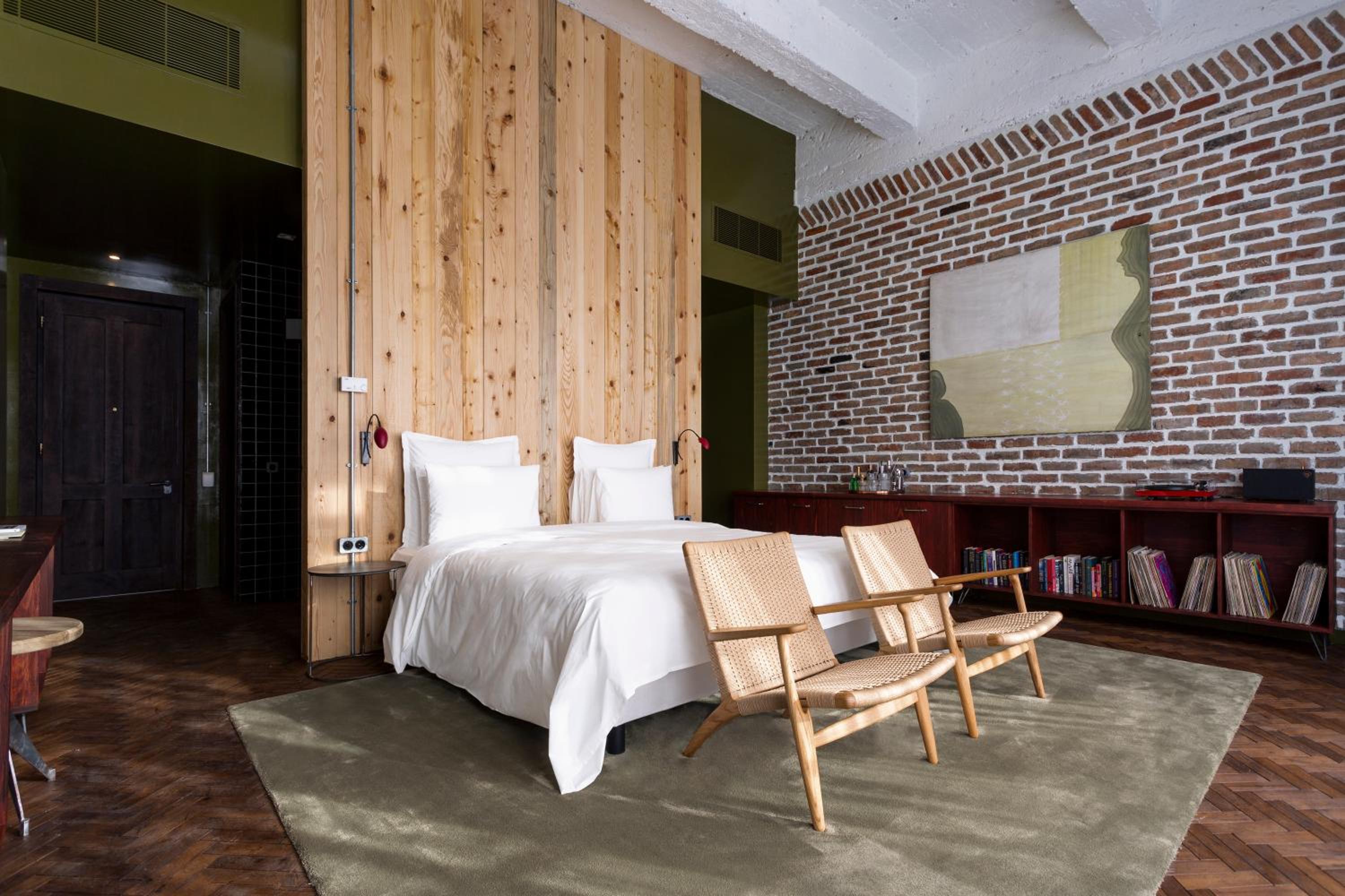 Terrace Room photo 2