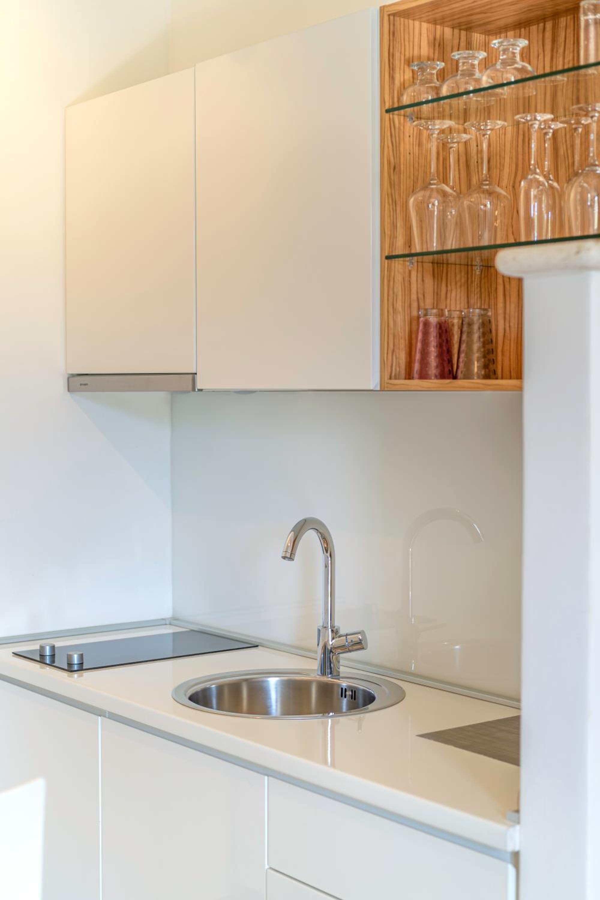 Studio Apartment photo 3