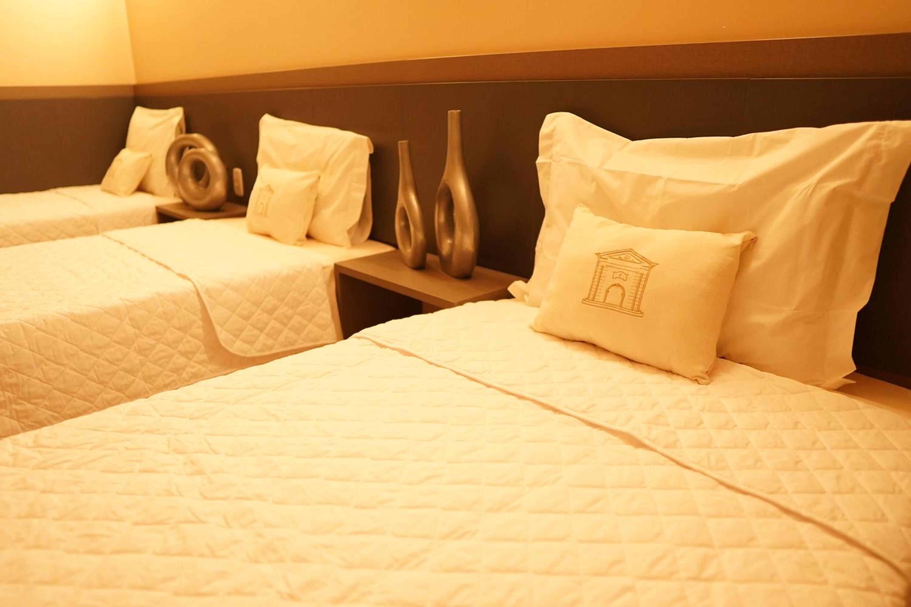 Standard Triple Room - Photo 7